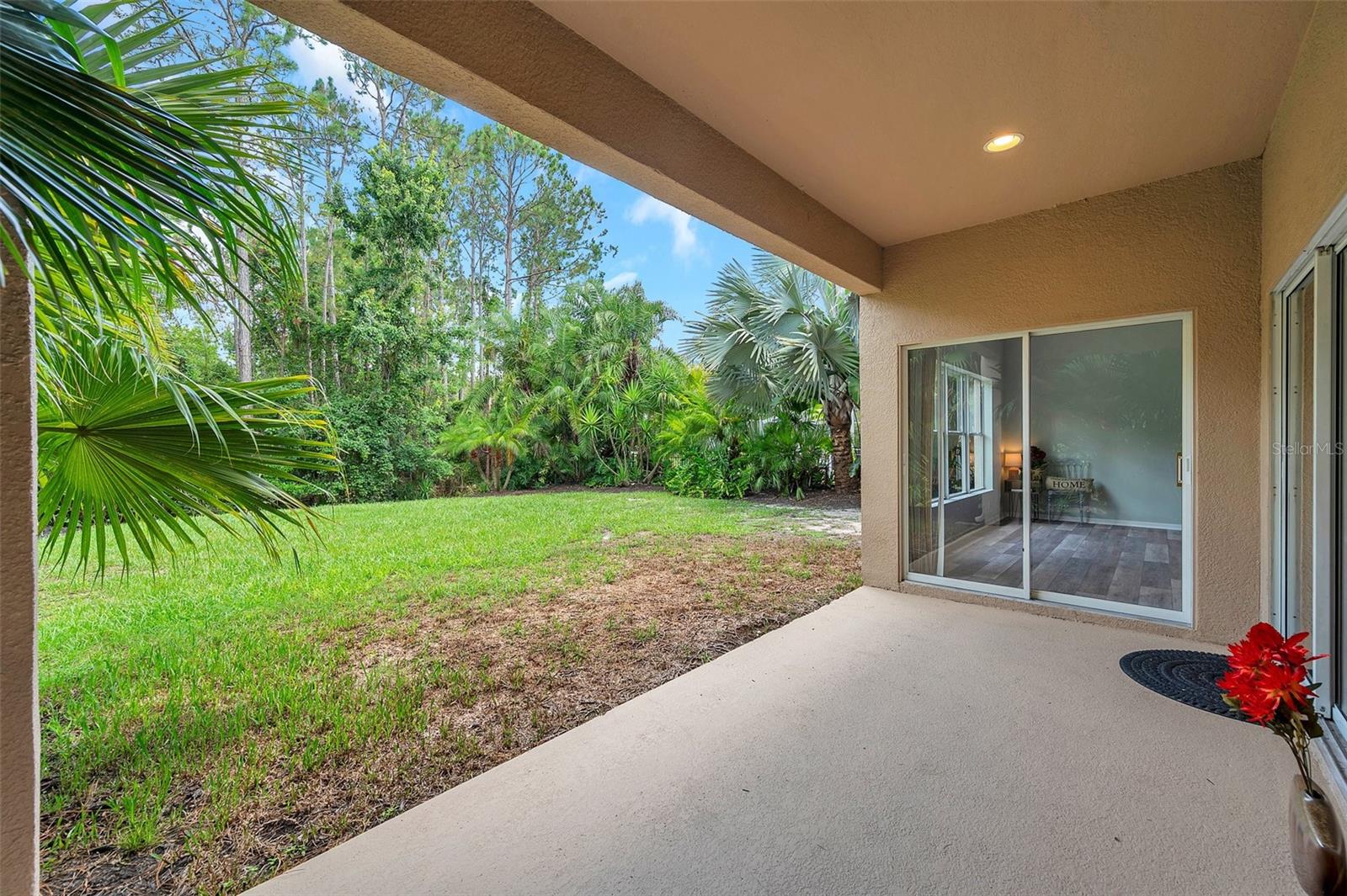 Image 72 of 100 For 10925 Oyster Bay Circle