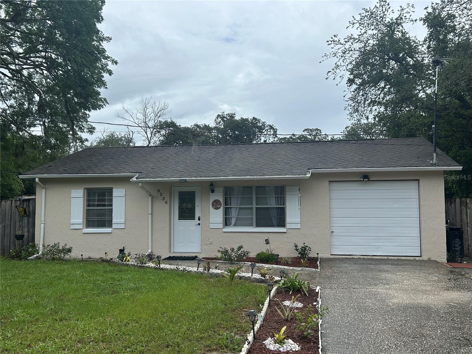 Image 2 of 13 For 9536 Mayson Street