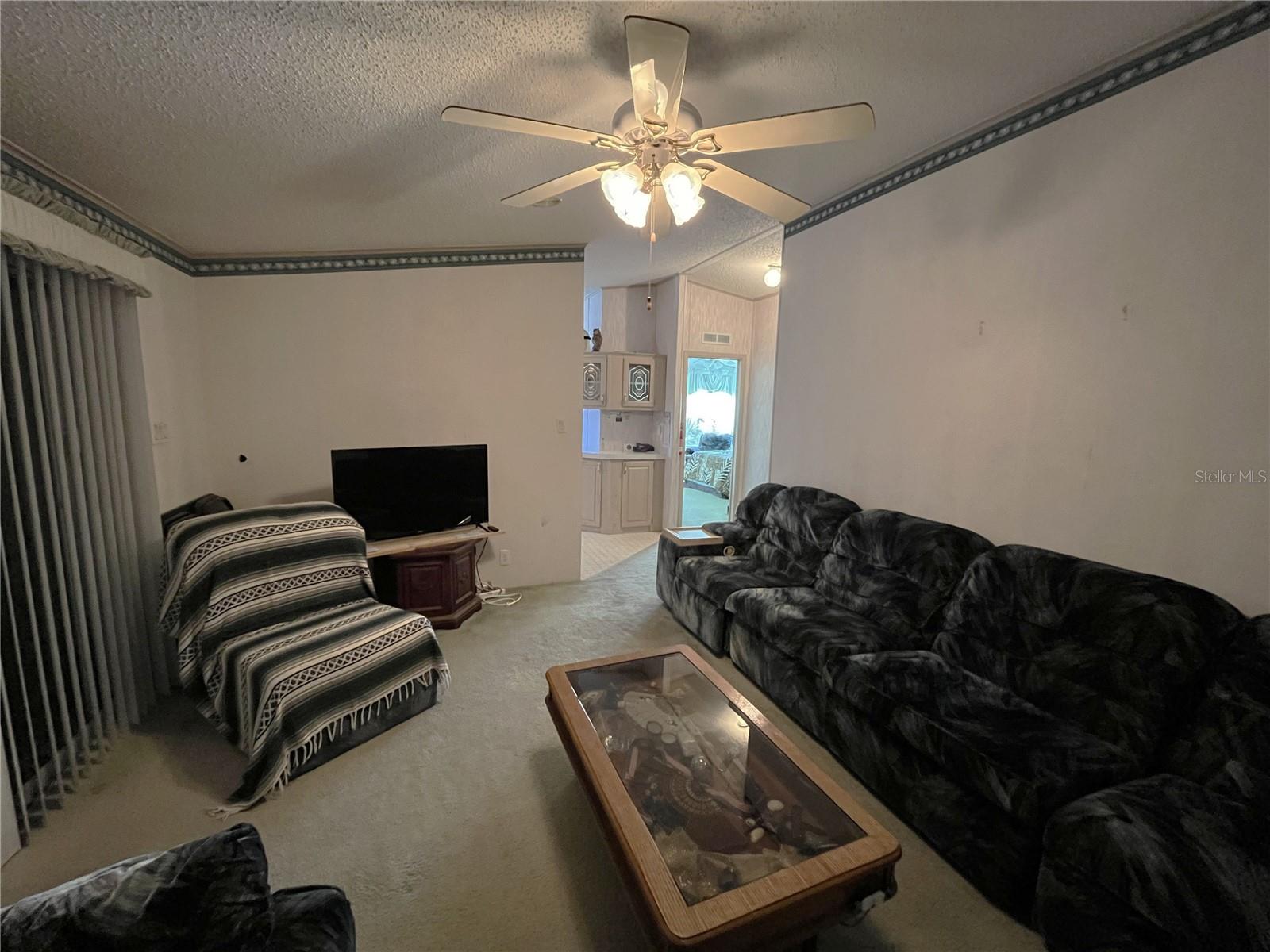 Image 9 of 22 For 14984 Edgewater Circle