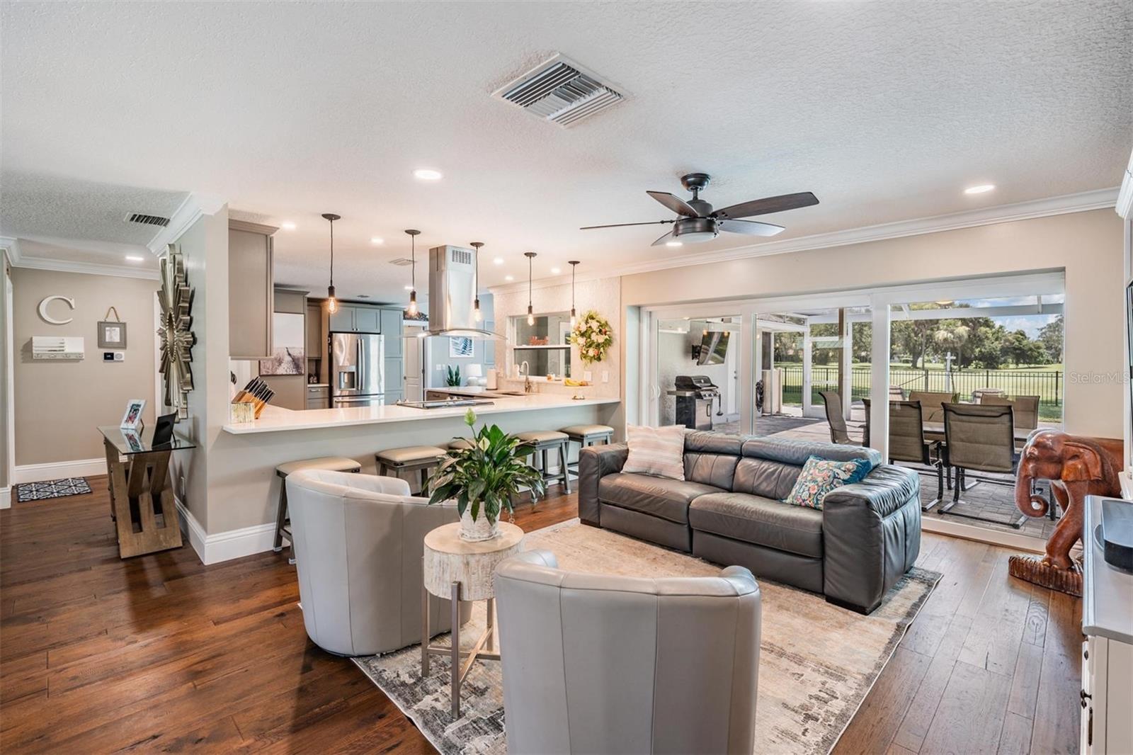 Listing photo id 8 for 3180 Masters Drive