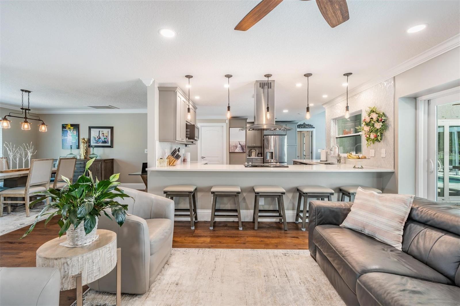 Listing photo id 11 for 3180 Masters Drive