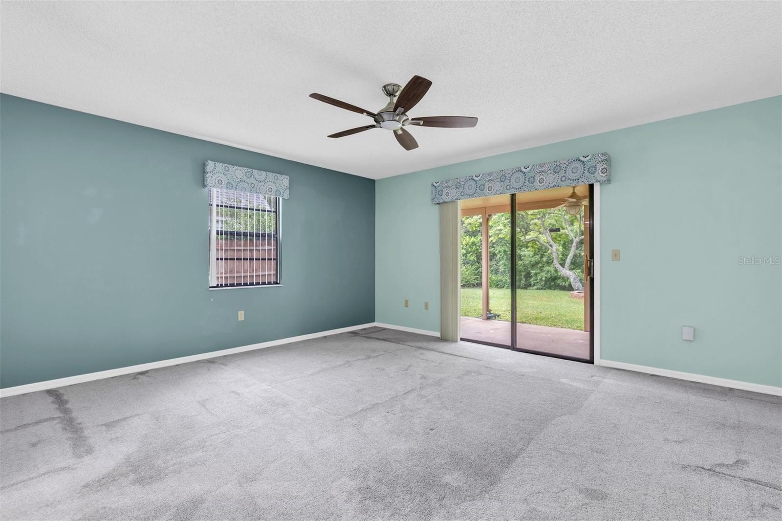 Image 16 of 41 For 7230 Hummingbird Lane