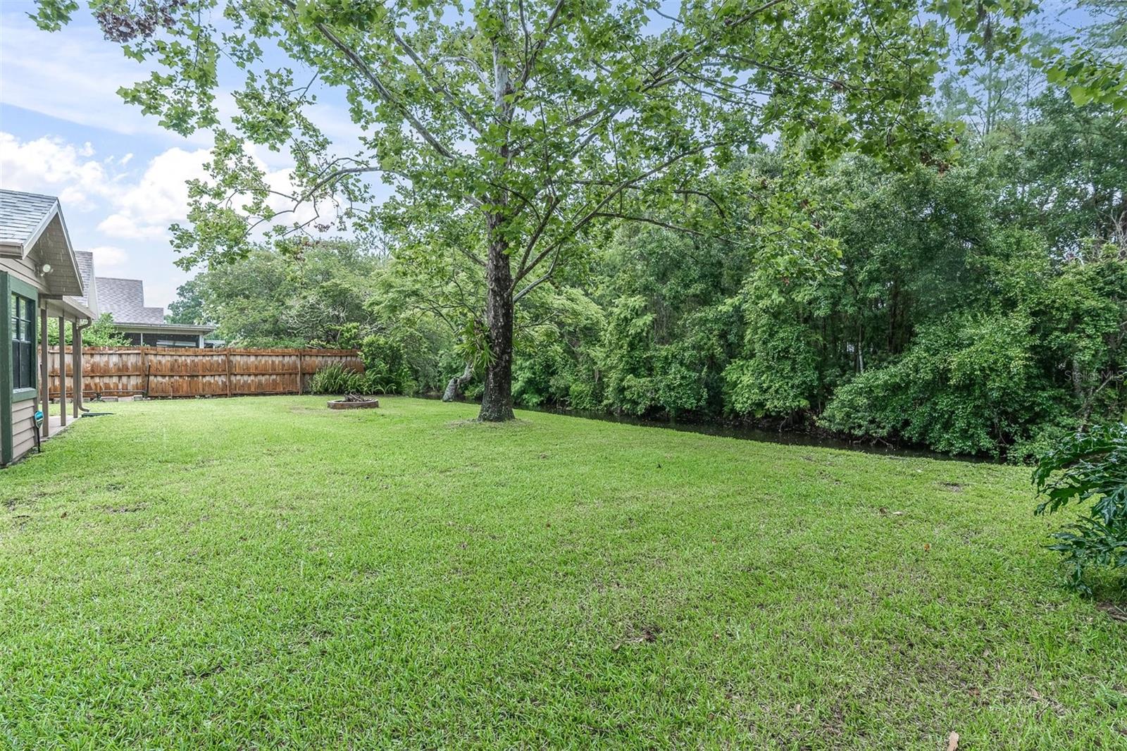 Image 32 of 41 For 7230 Hummingbird Lane
