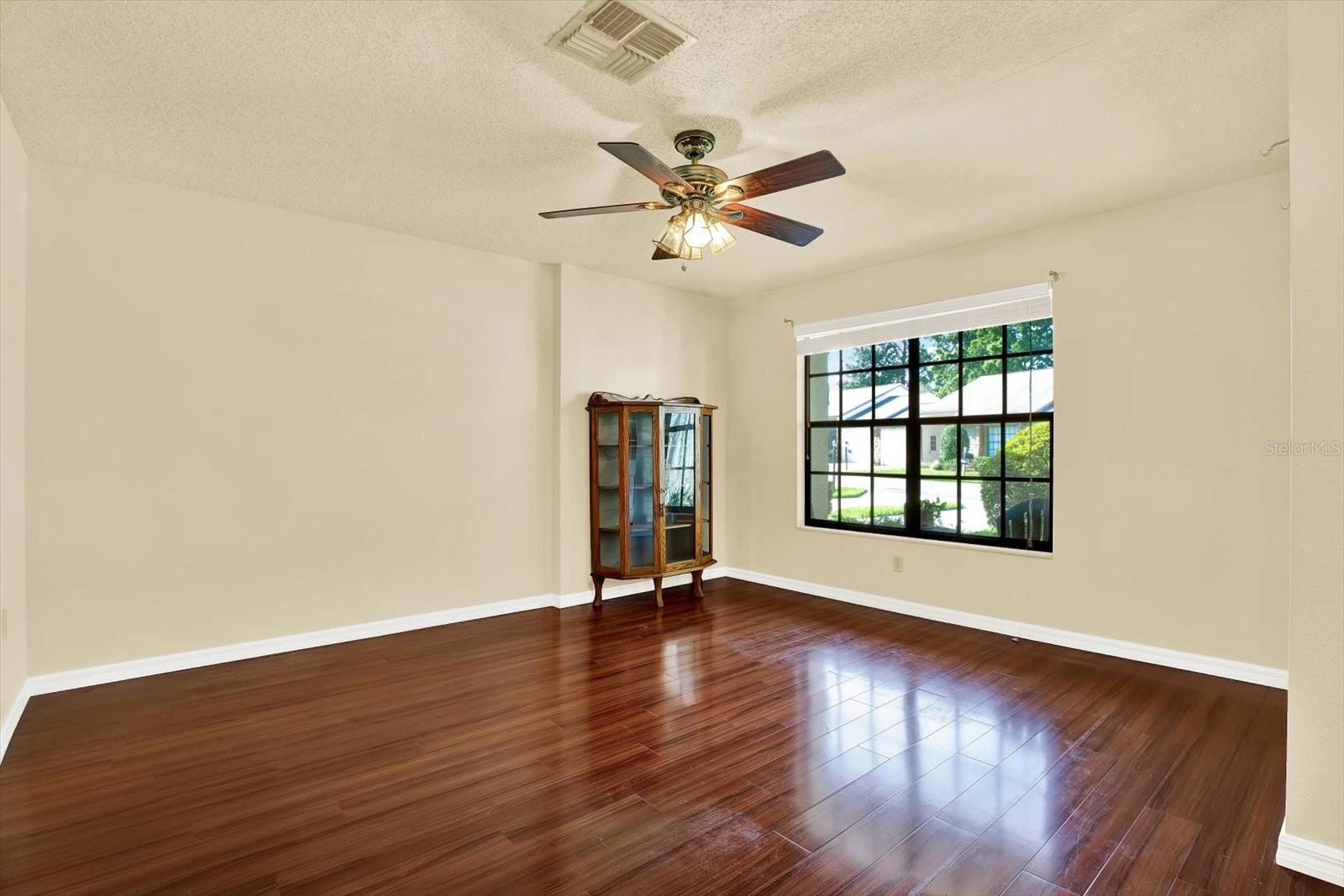 Image 6 of 27 For 6654 Brambleleaf Drive