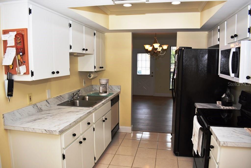 Image 18 of 51 For 6575 Brambleleaf Drive