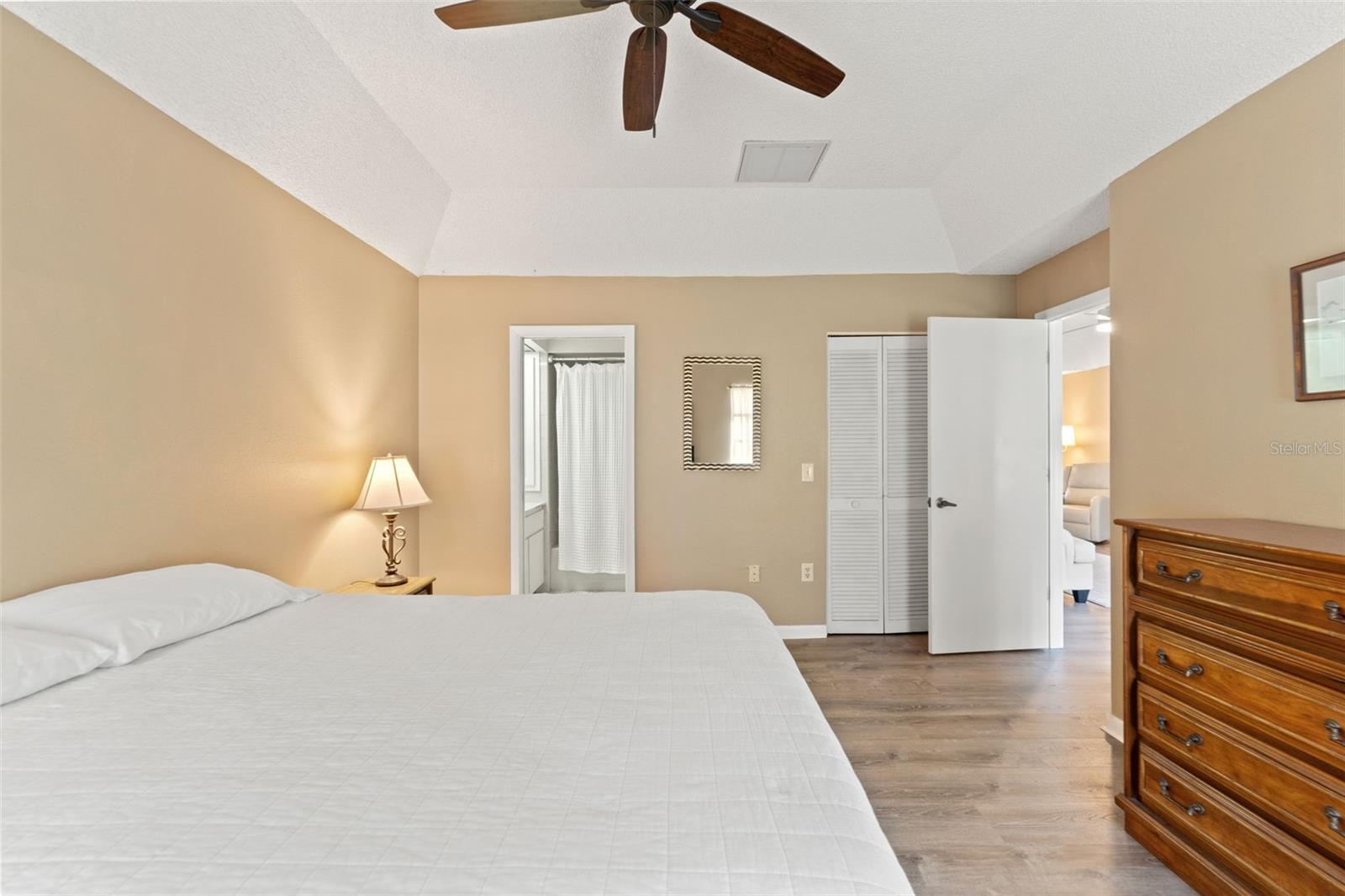 Image 25 of 33 For 6085 Pekin Court