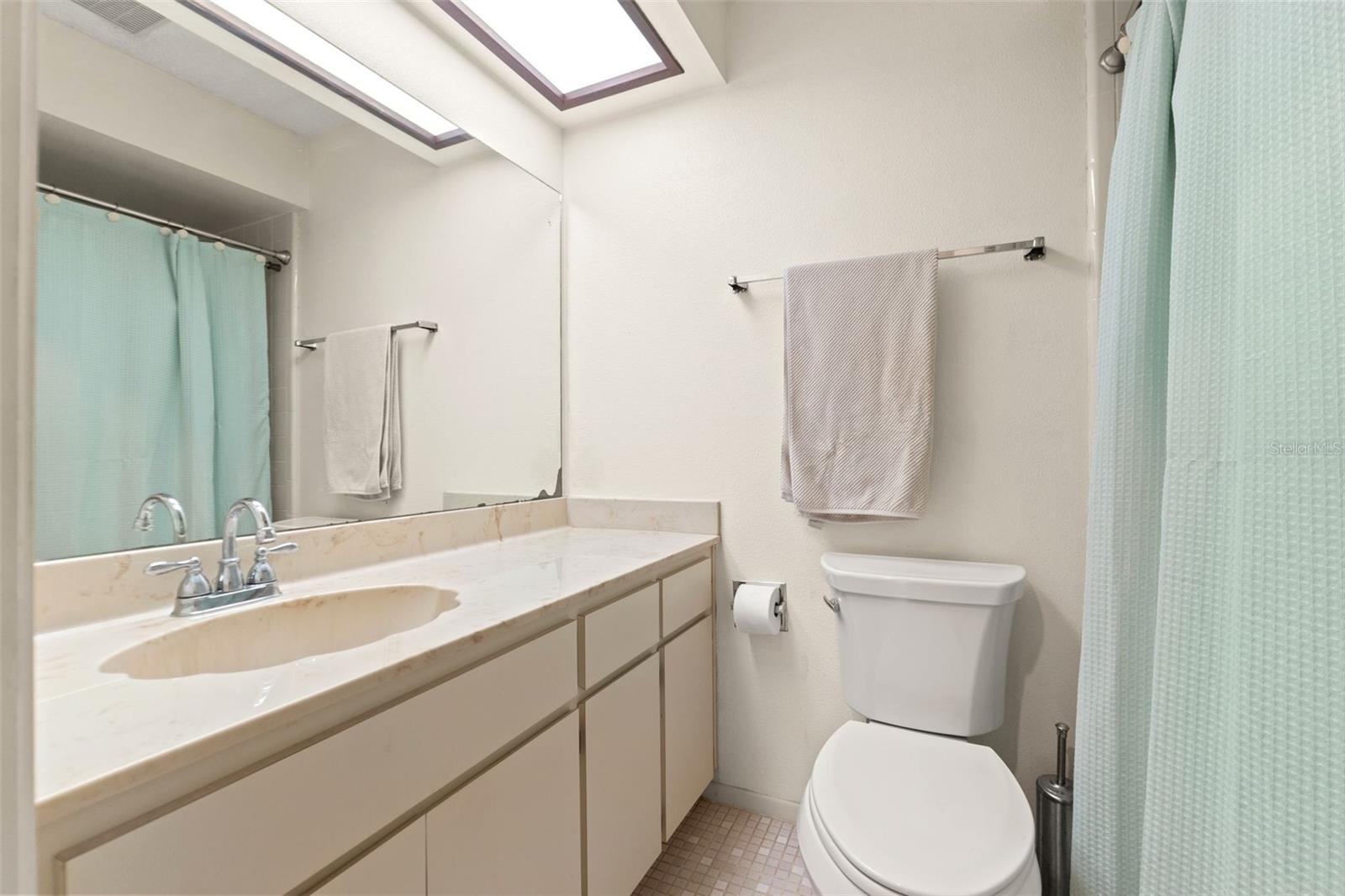 Image 26 of 33 For 6085 Pekin Court
