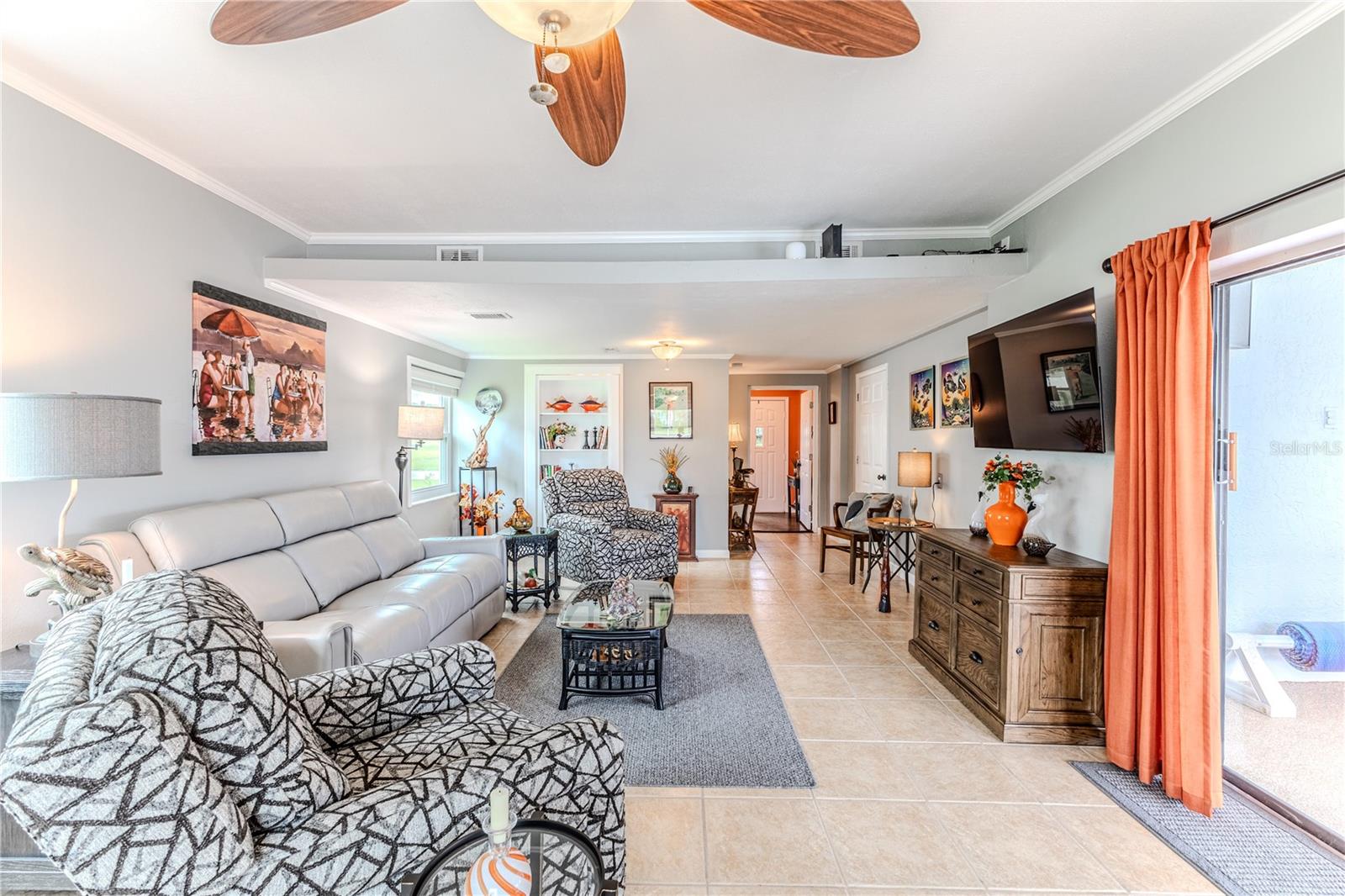 Listing photo id 13 for 3431 Croaker Drive