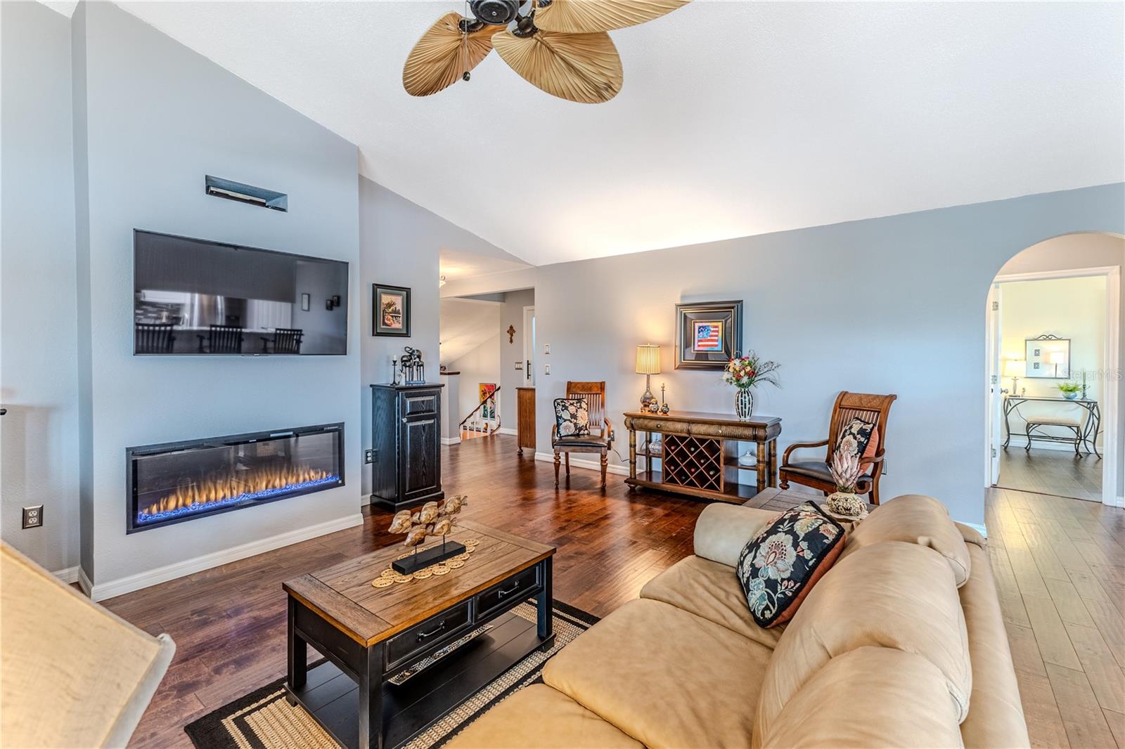 Listing photo id 29 for 3431 Croaker Drive