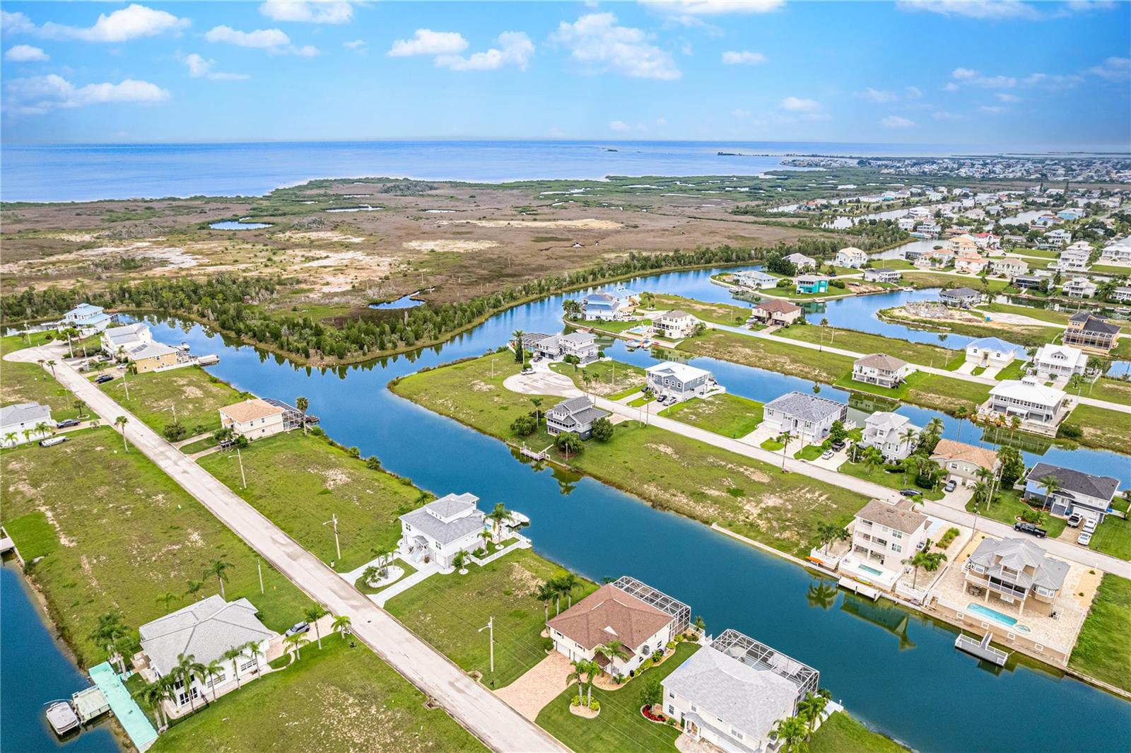 Listing photo id 60 for 3431 Croaker Drive