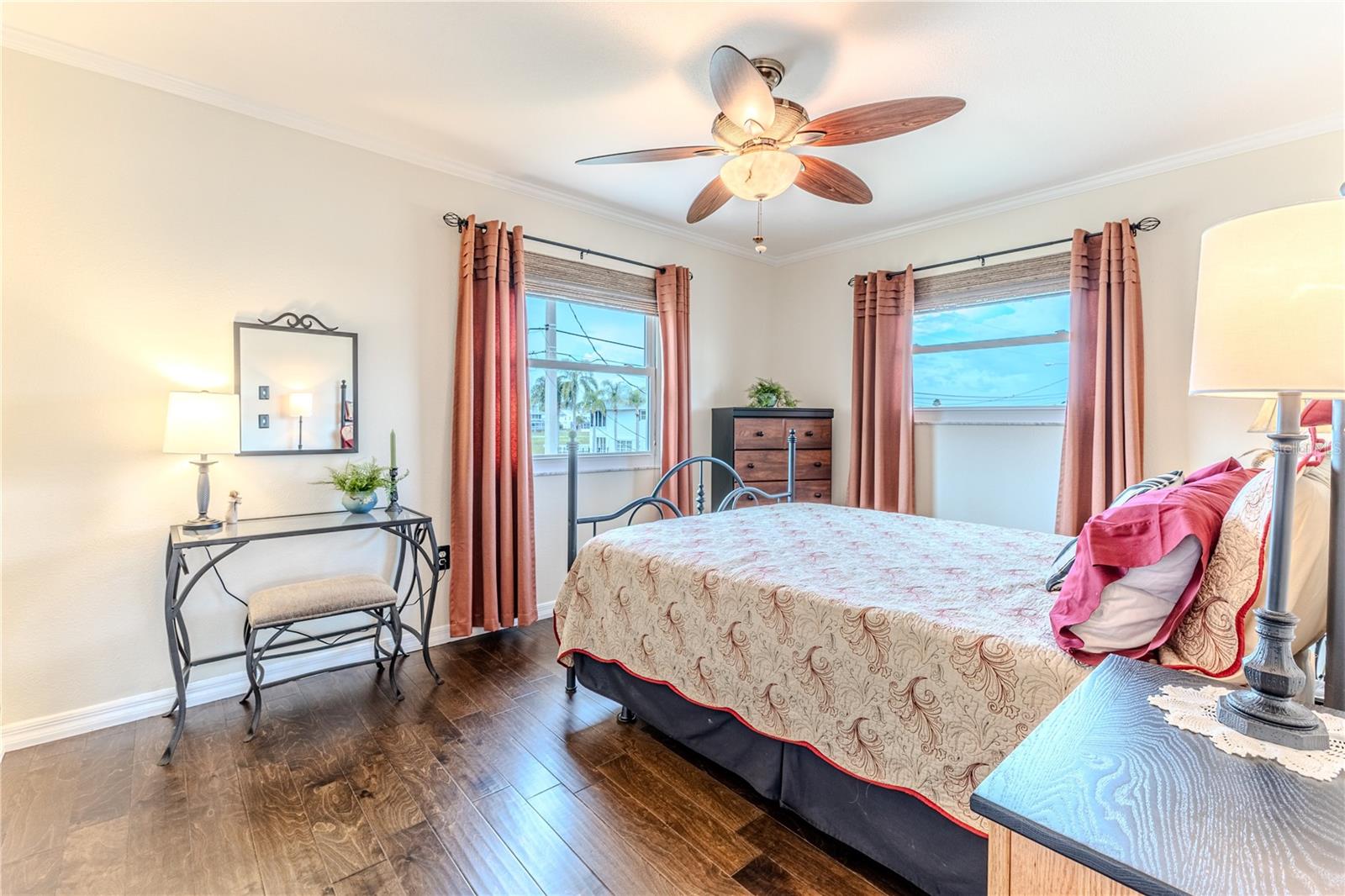 Listing photo id 69 for 3431 Croaker Drive