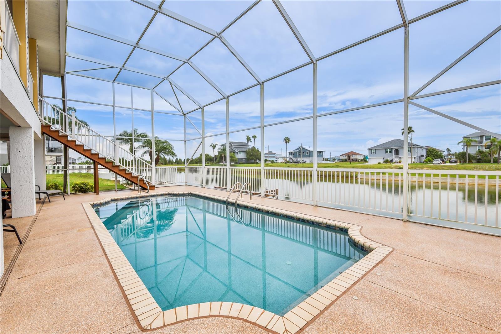 Listing photo id 75 for 3431 Croaker Drive