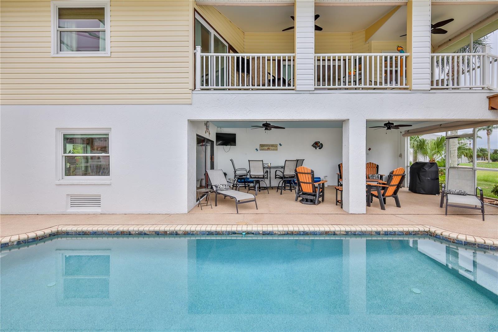 Listing photo id 77 for 3431 Croaker Drive