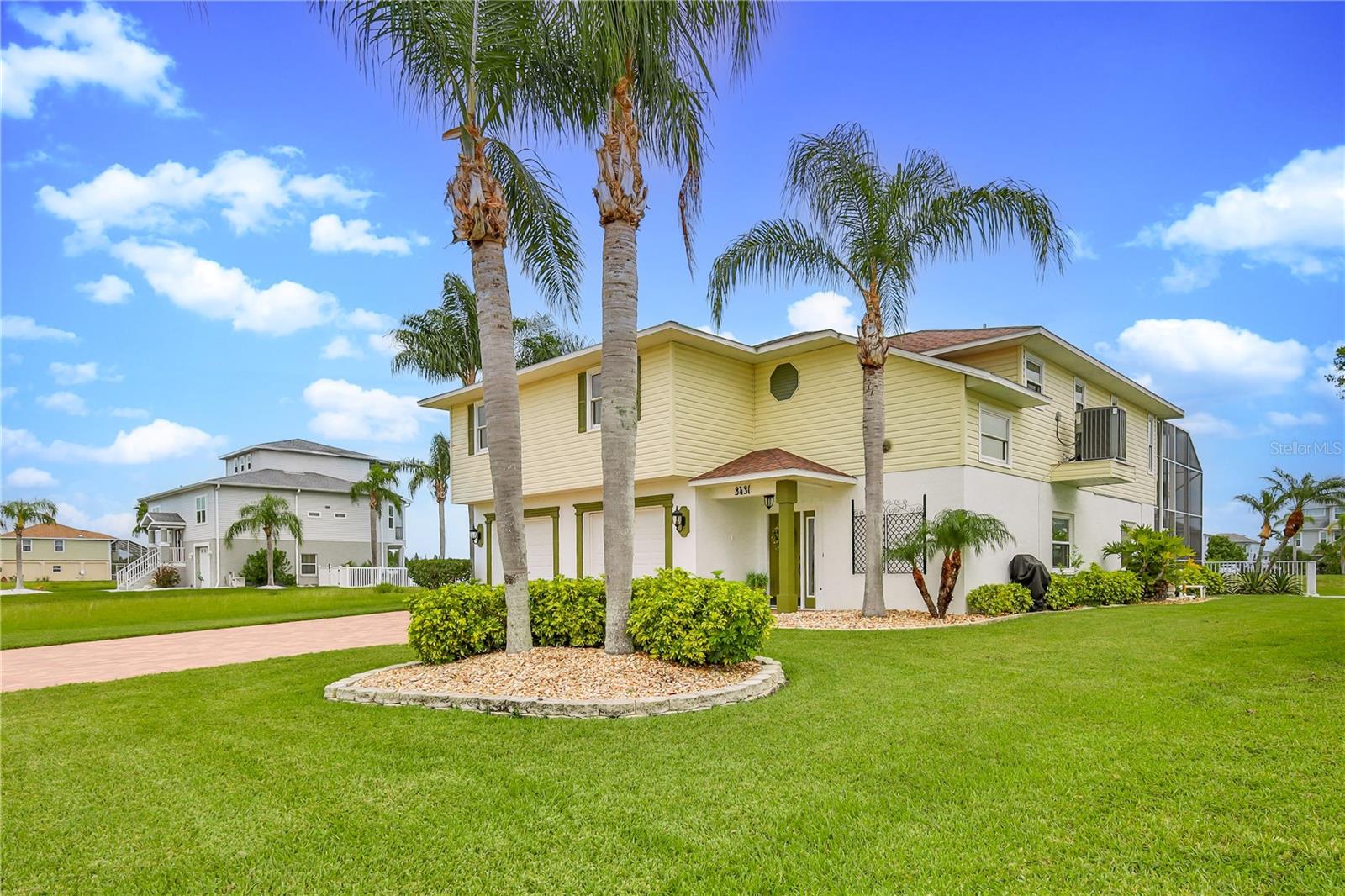 Listing photo id 6 for 3431 Croaker Drive