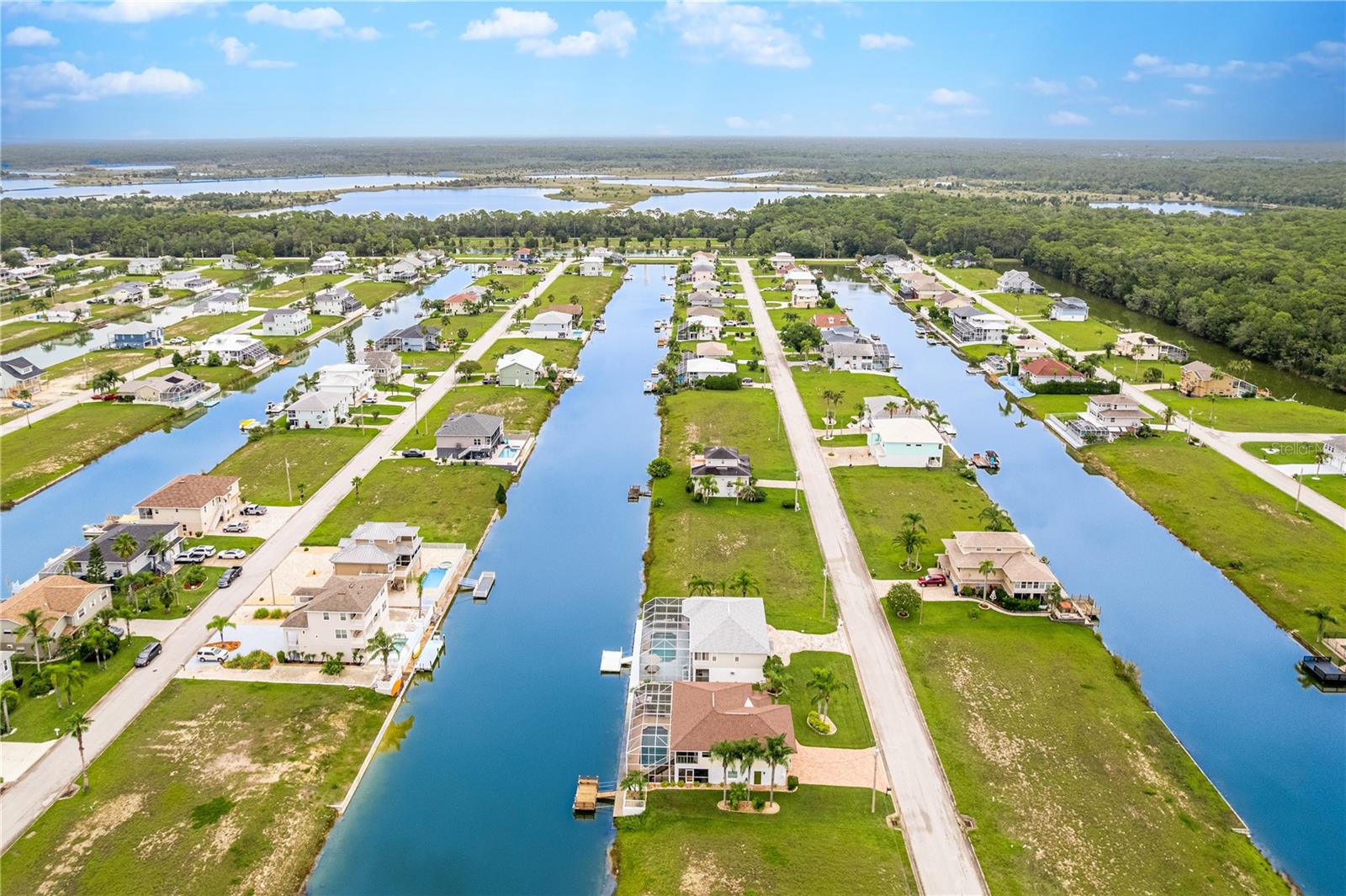 Listing photo id 78 for 3431 Croaker Drive