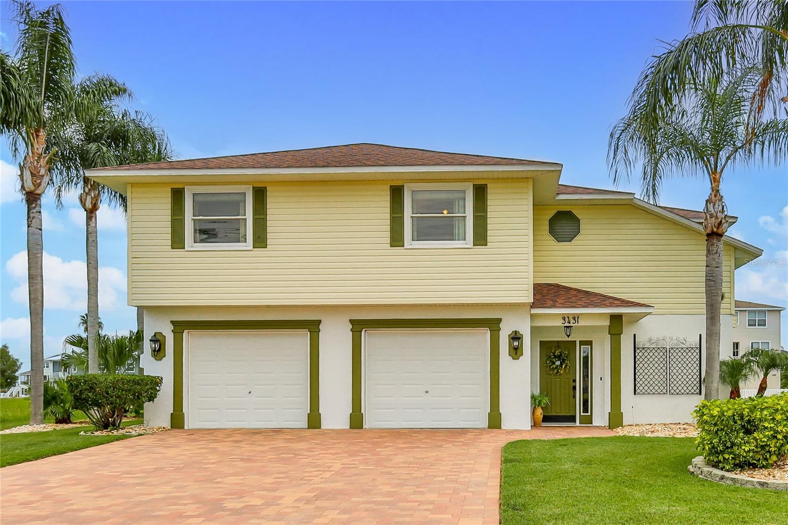 Listing photo id 7 for 3431 Croaker Drive
