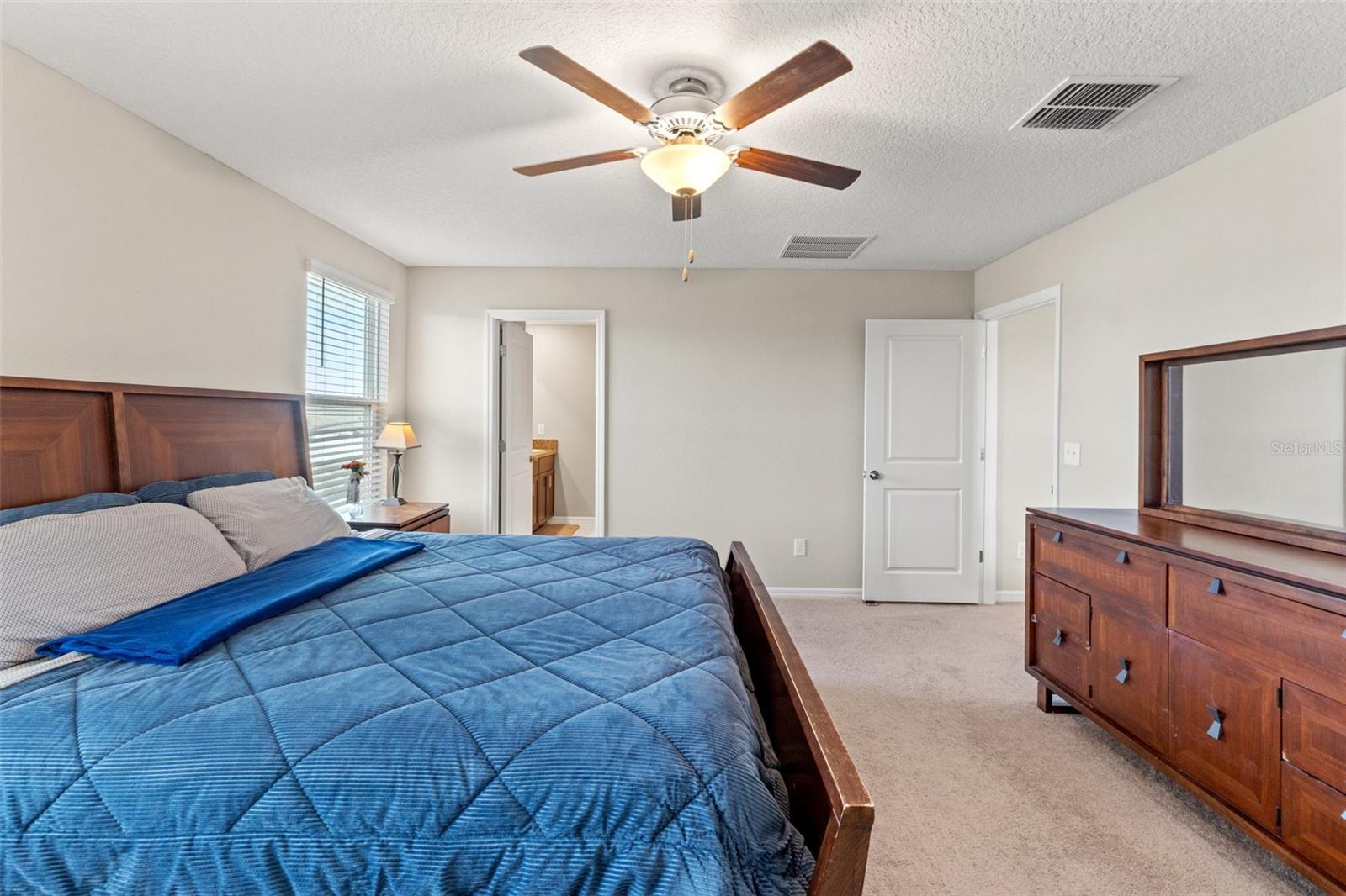 Image 32 of 46 For 313 Argyll Drive