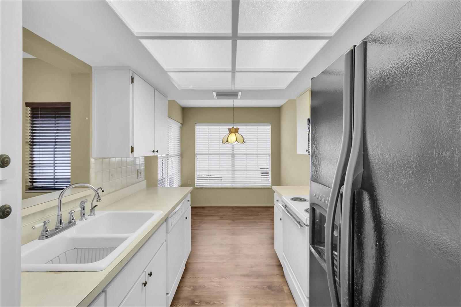 Image 11 of 38 For 4720 Sheffield Drive 4720