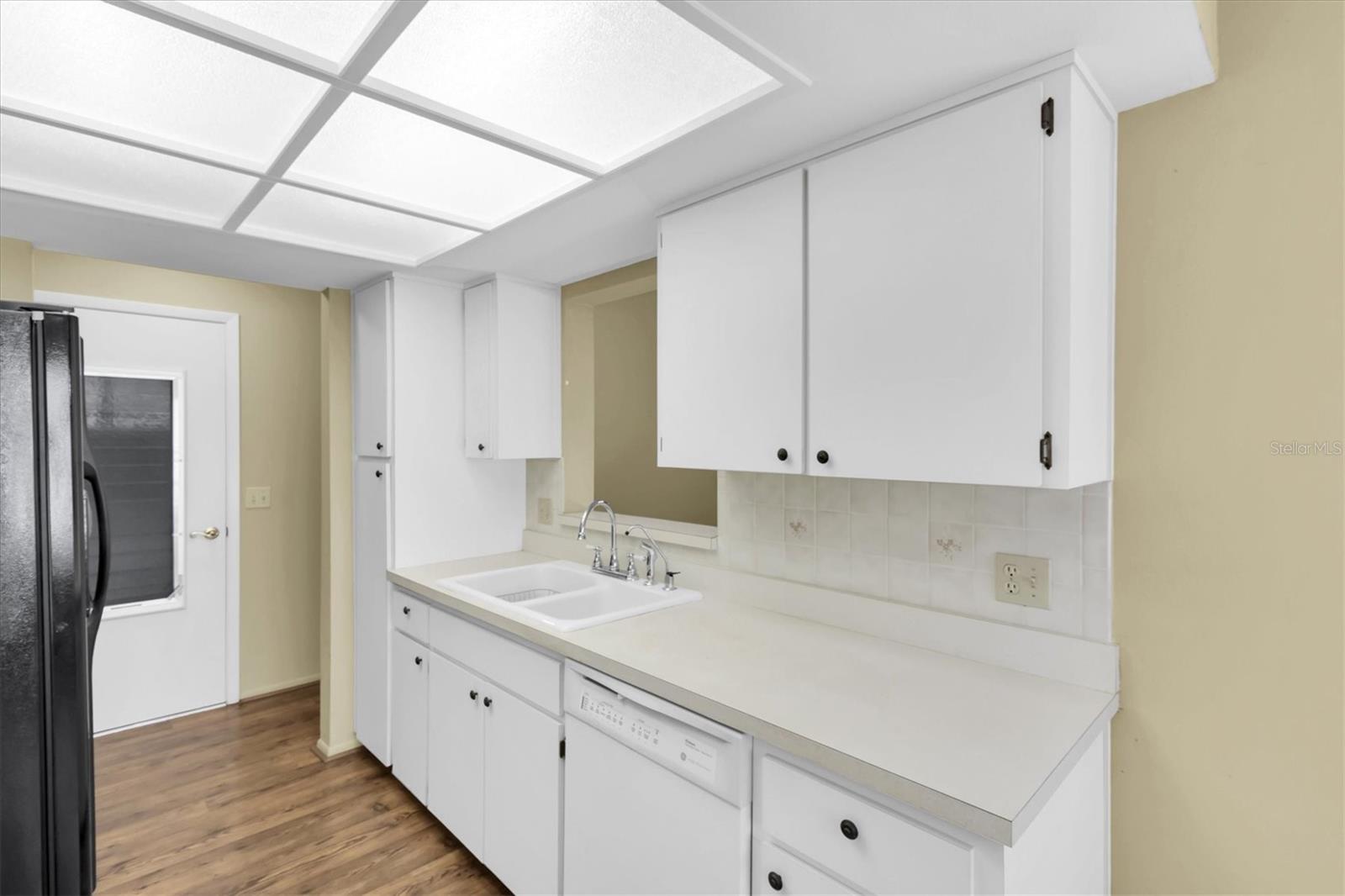 Image 12 of 38 For 4720 Sheffield Drive 4720