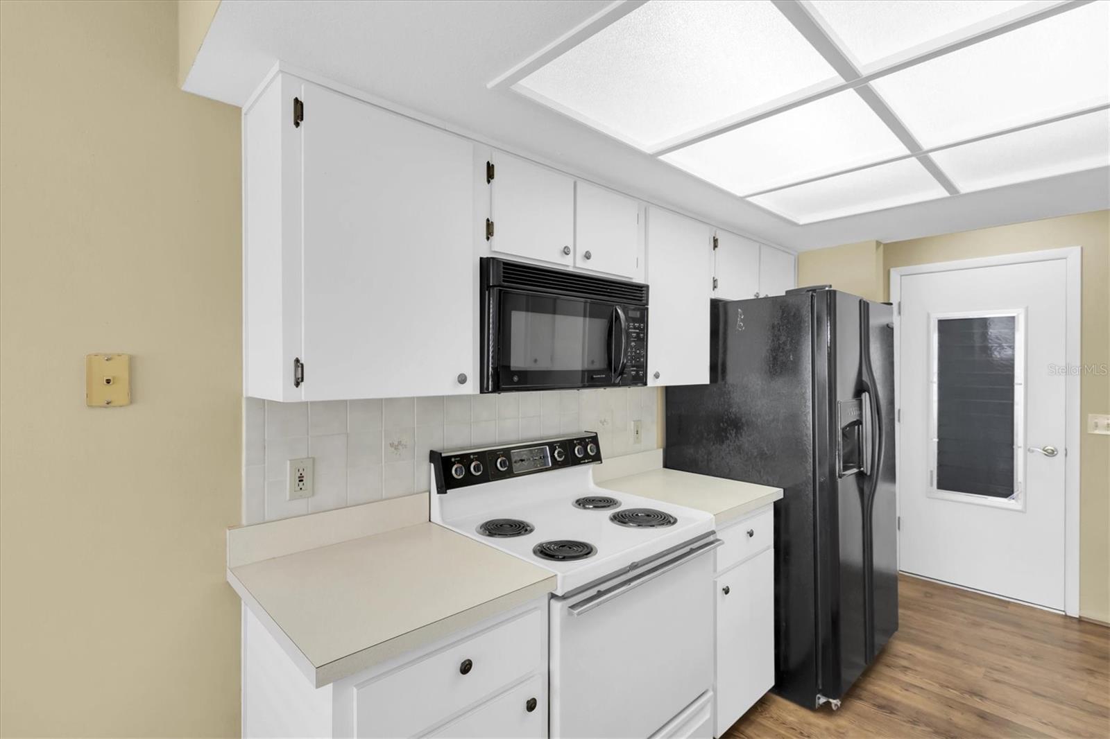 Image 13 of 38 For 4720 Sheffield Drive 4720