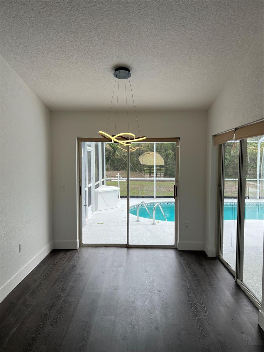 Image 6 of 16 For 5328 Merkin Place