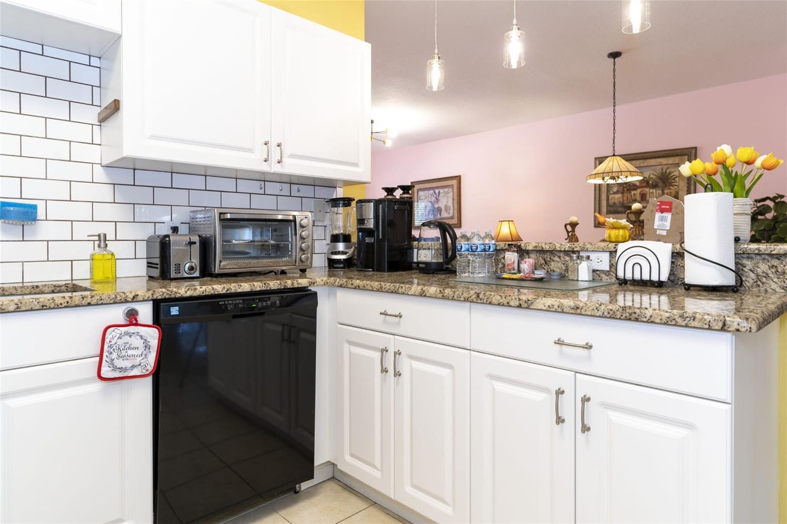 Image 11 of 51 For 3107 Sun Lake Court B