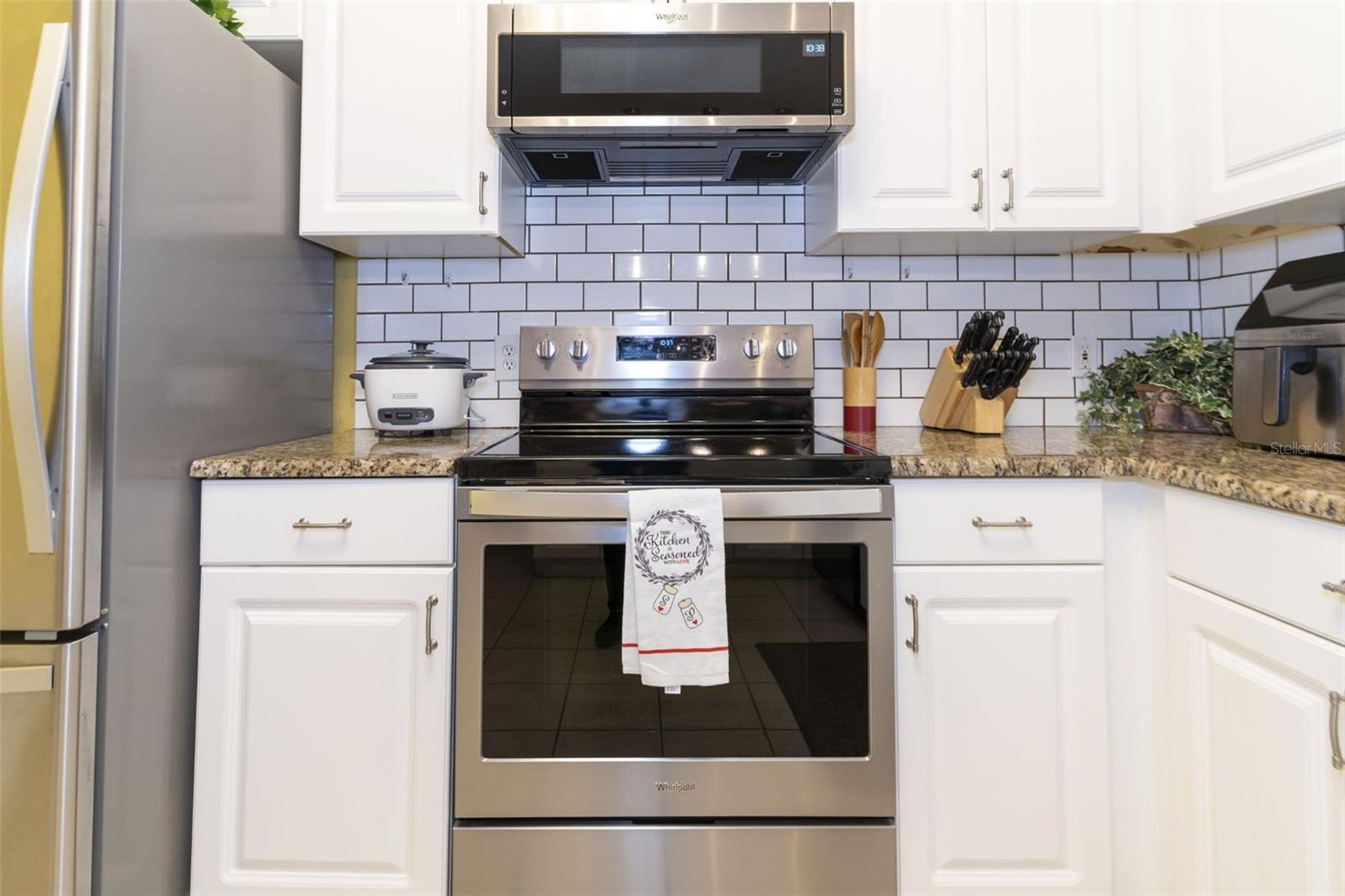 Image 12 of 51 For 3107 Sun Lake Court B