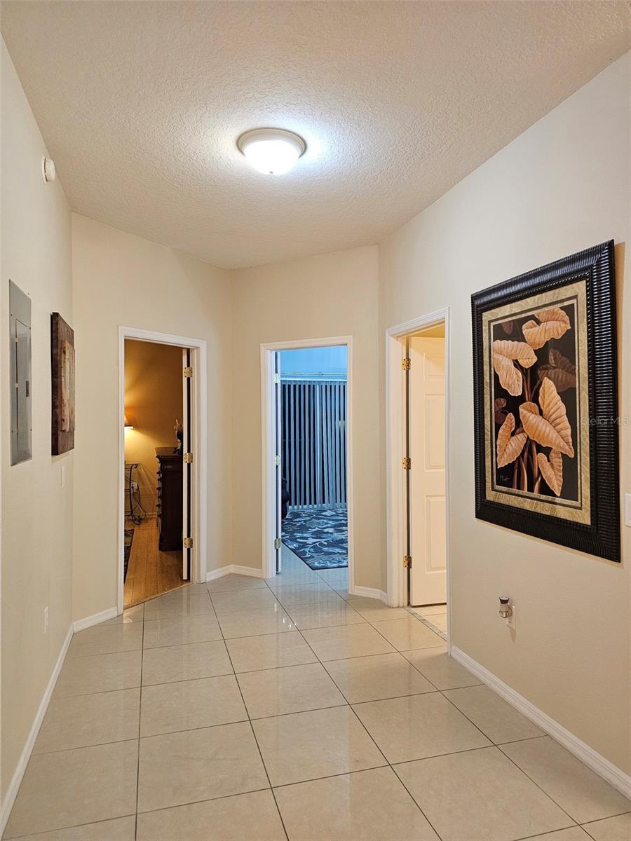 Image 27 of 51 For 3107 Sun Lake Court B