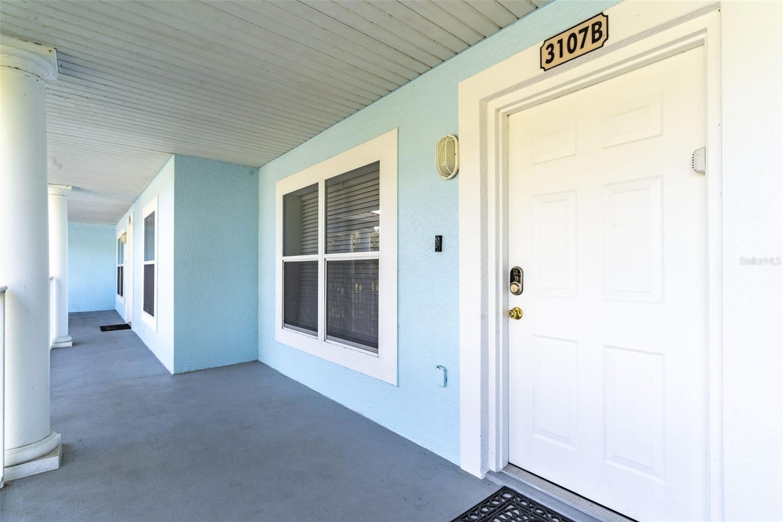 Image 3 of 51 For 3107 Sun Lake Court B
