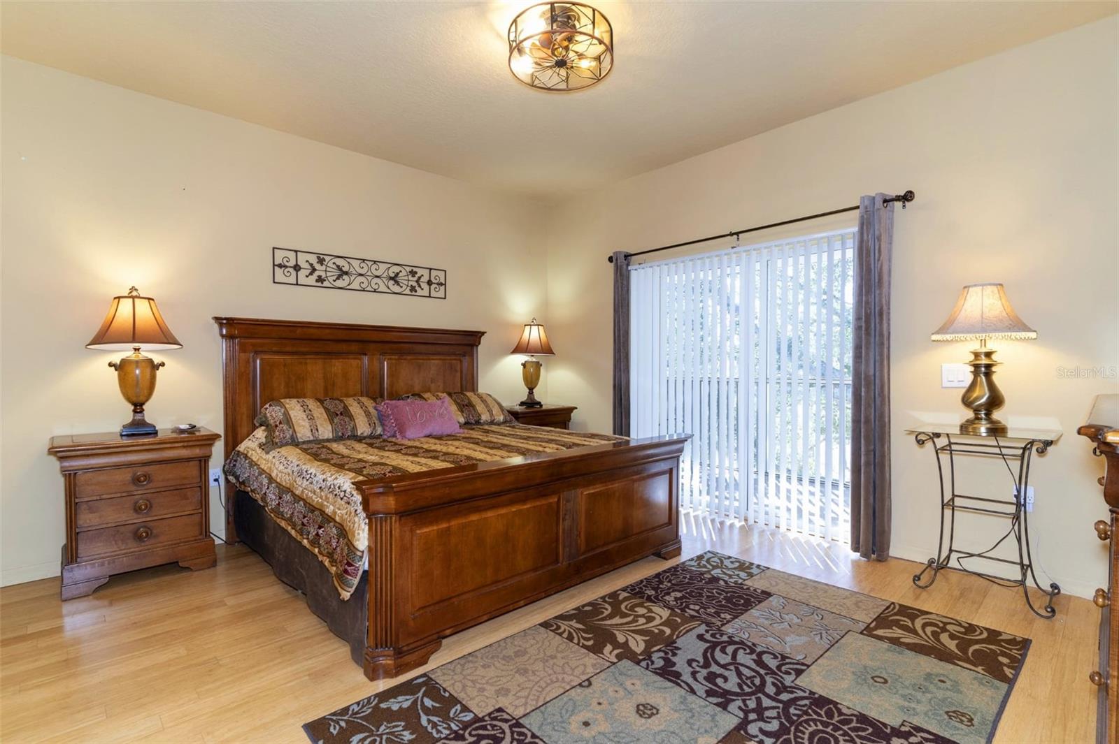 Image 39 of 51 For 3107 Sun Lake Court B