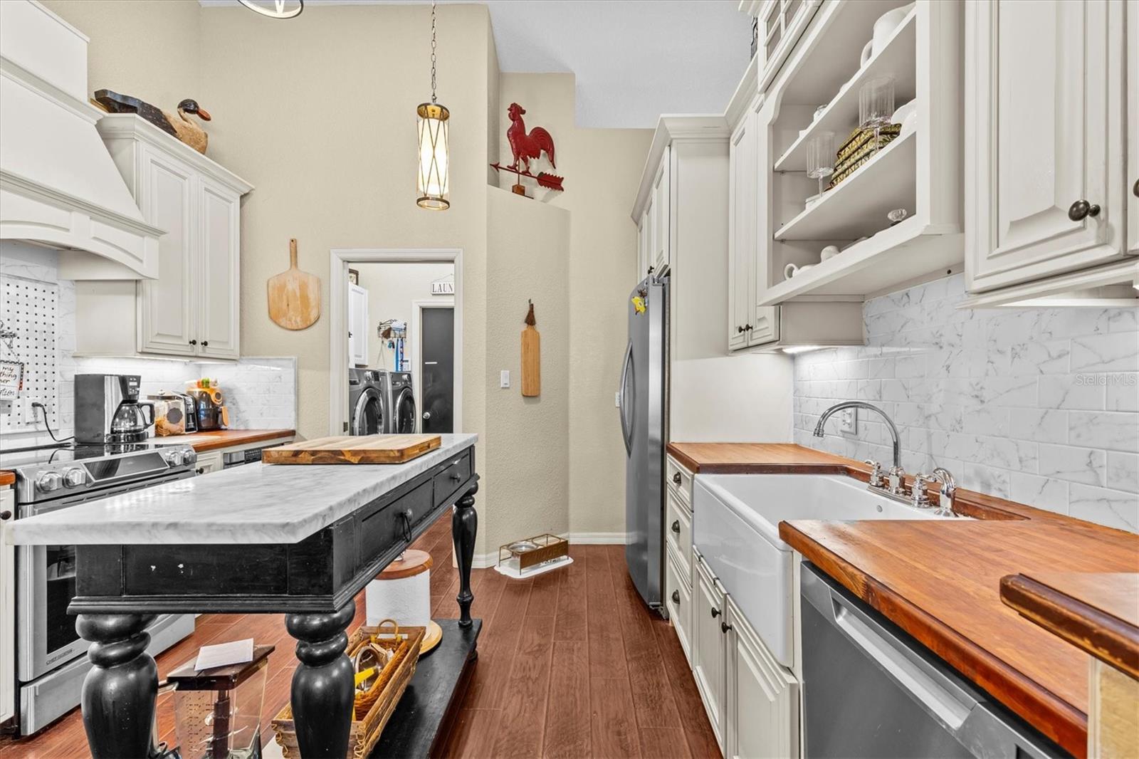 Image 19 of 52 For 15439 Cambria Drive