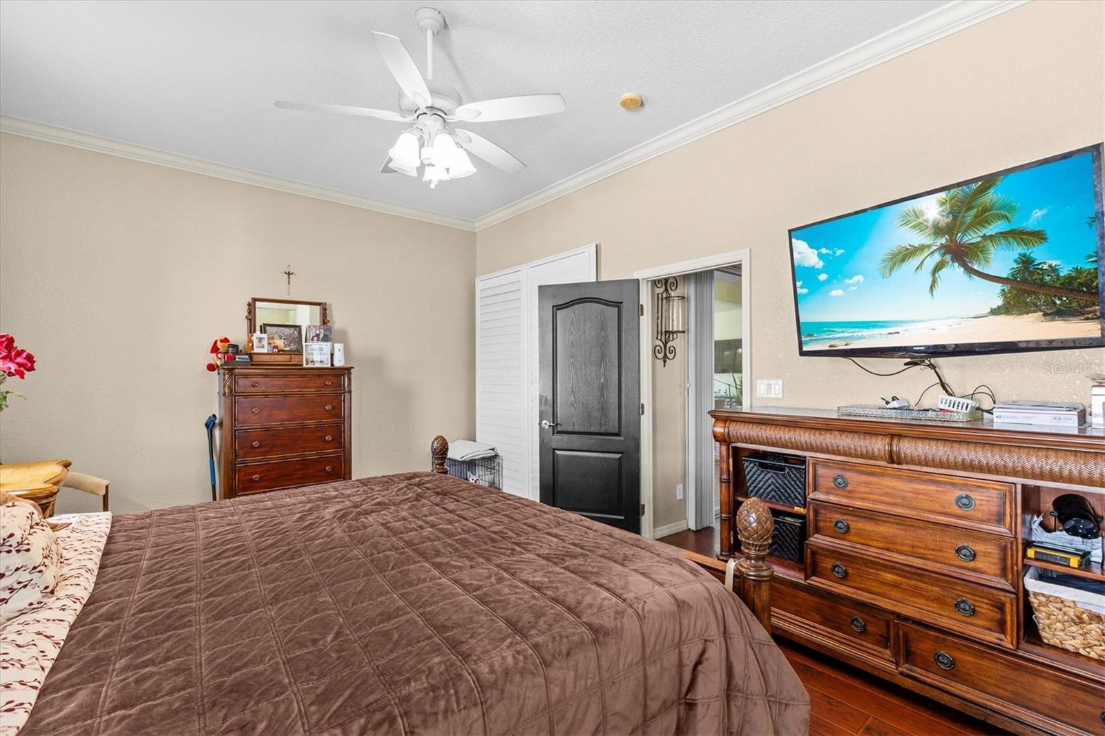 Image 22 of 52 For 15439 Cambria Drive