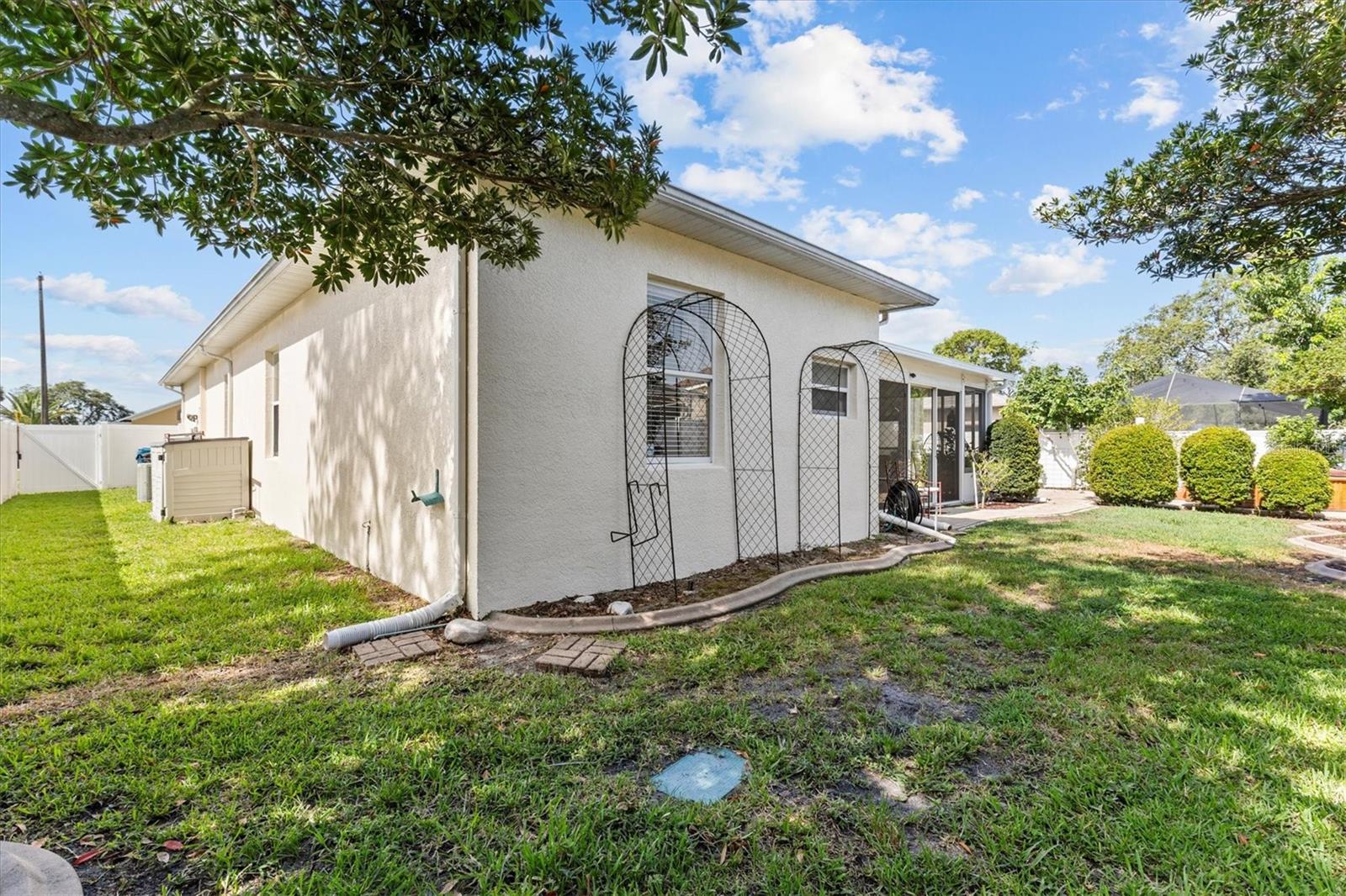 Image 39 of 52 For 15439 Cambria Drive