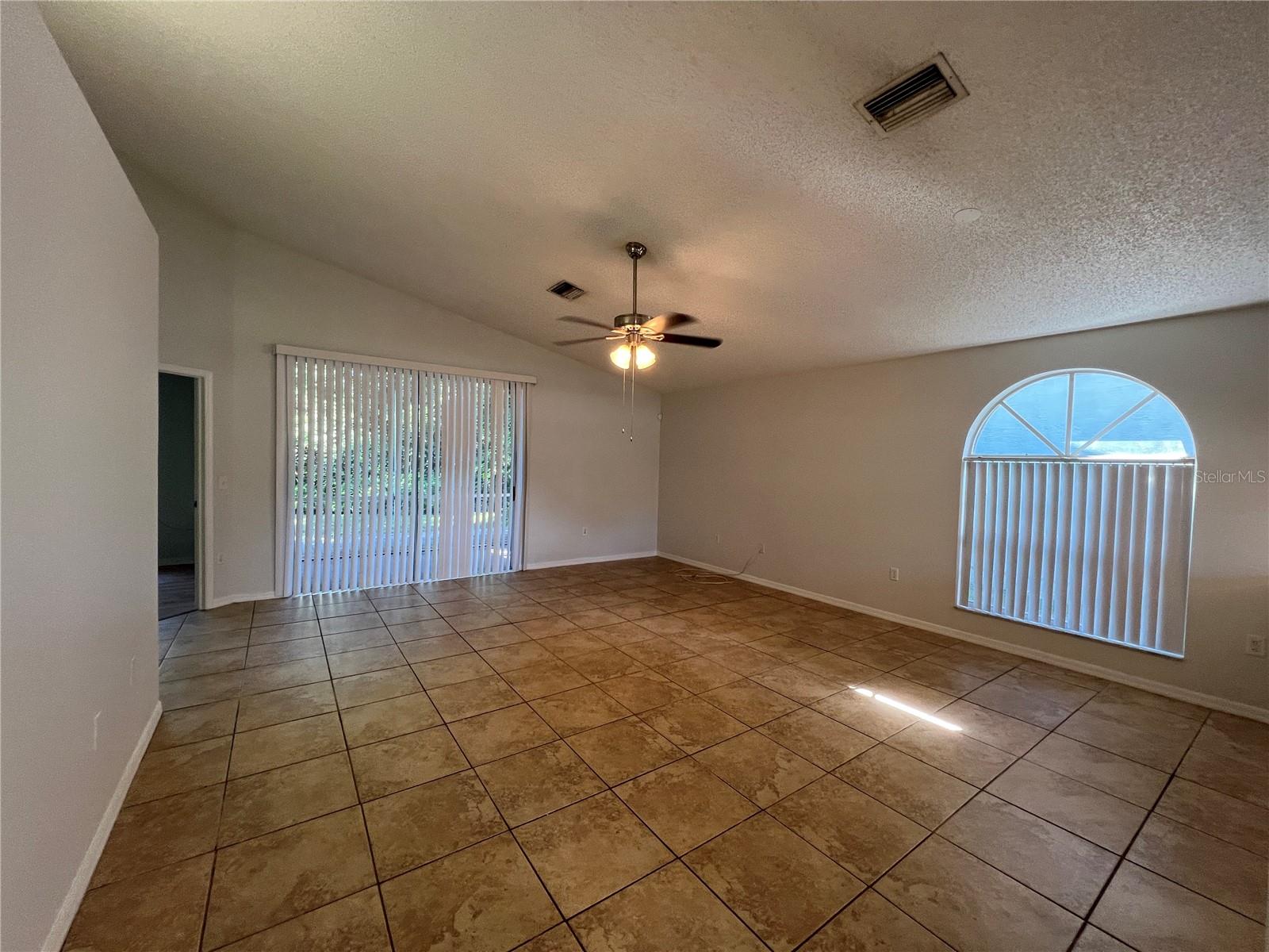 Image 4 of 13 For 11029 Bentwood Court