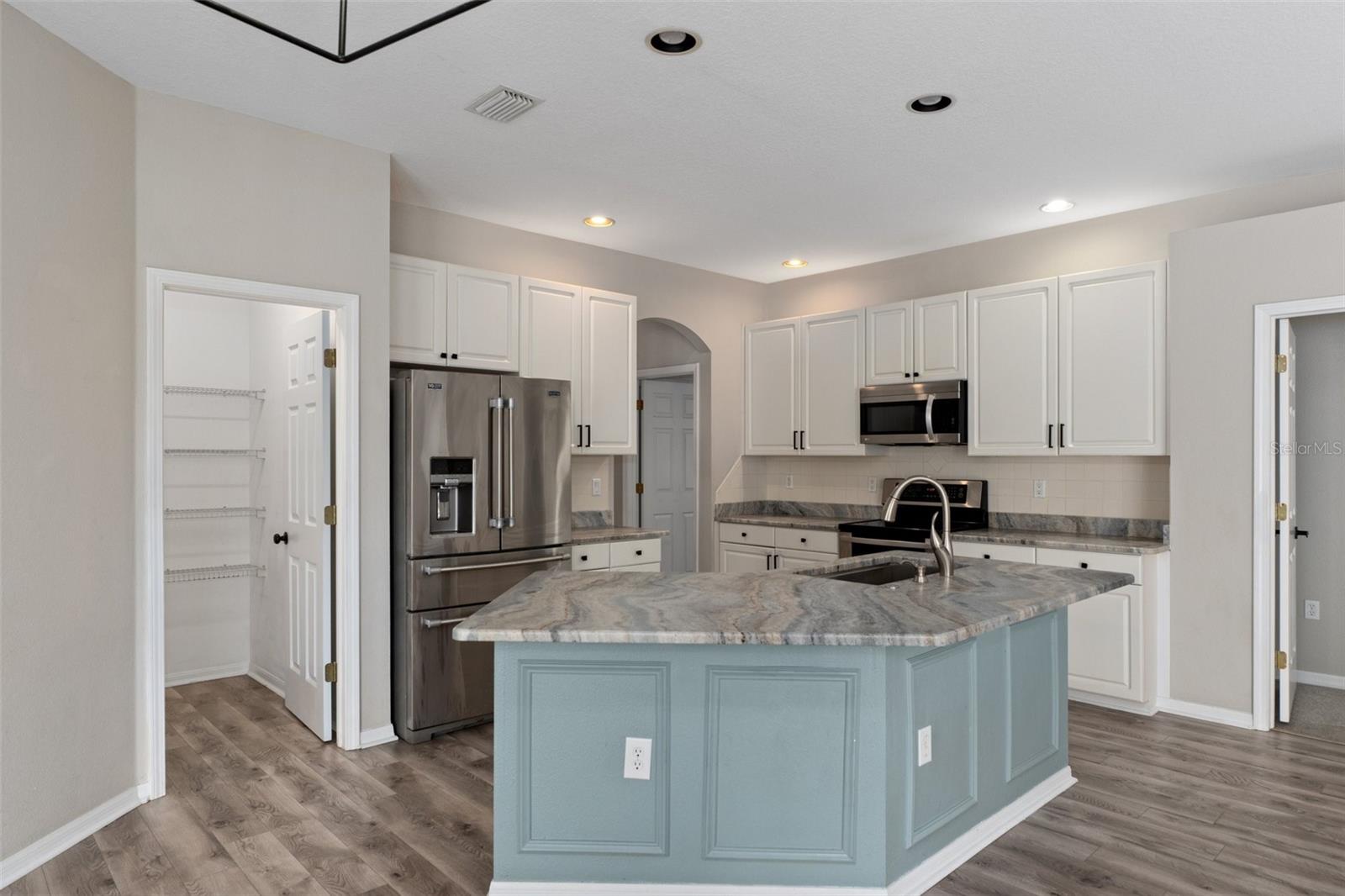 Image 12 of 82 For 4396 Larkenheath Drive