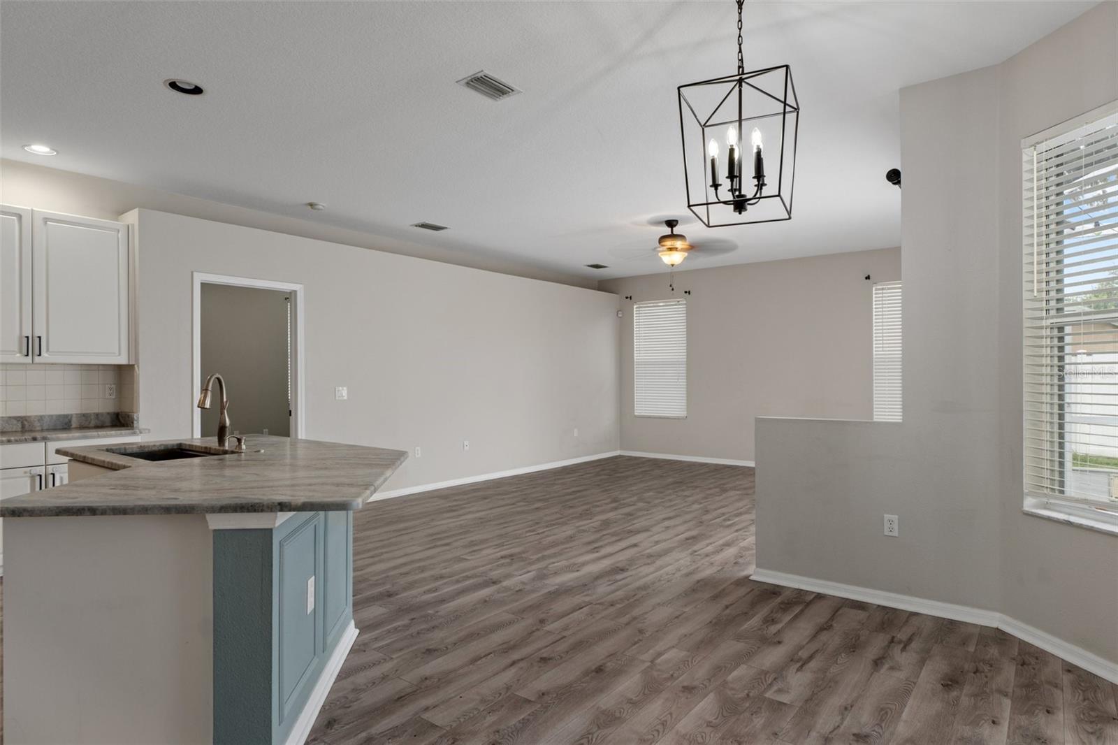 Image 18 of 82 For 4396 Larkenheath Drive