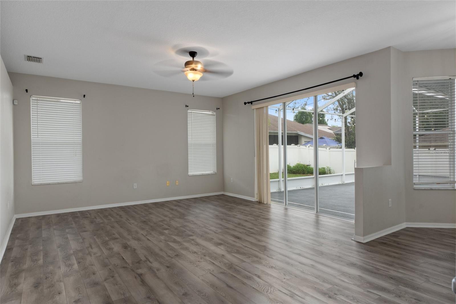 Image 20 of 82 For 4396 Larkenheath Drive