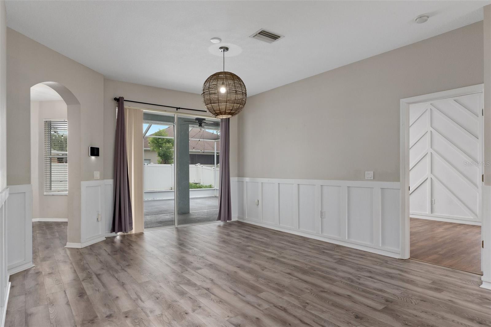 Image 8 of 82 For 4396 Larkenheath Drive