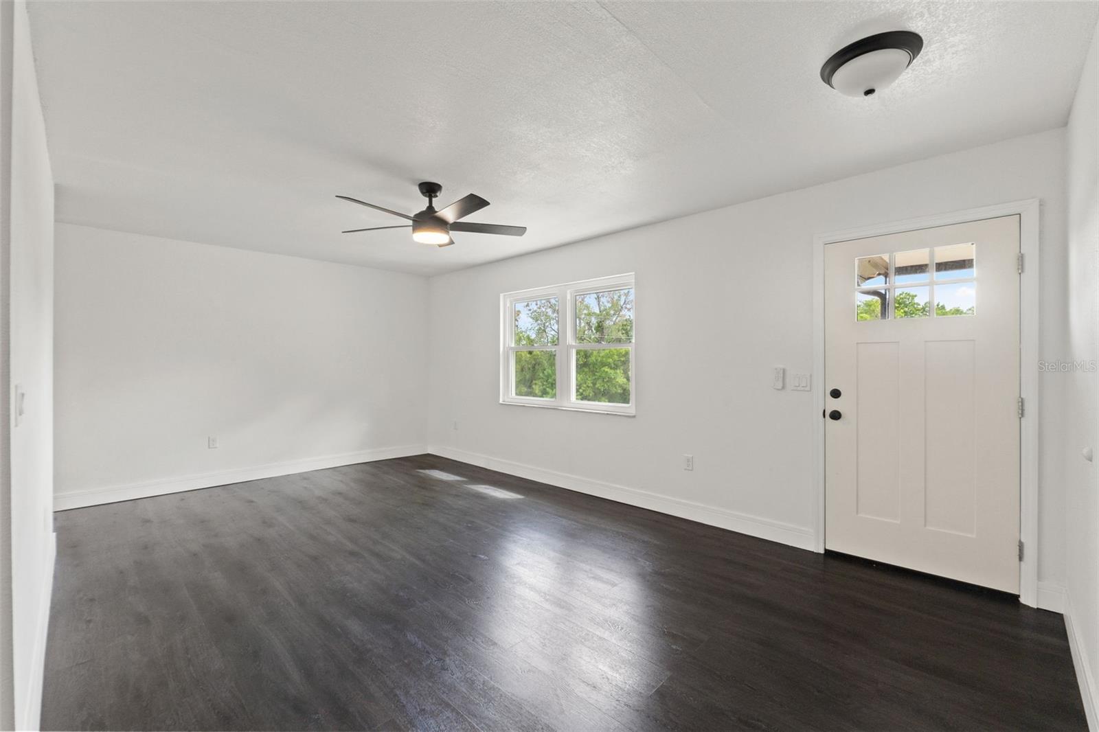 Image 10 of 44 For 1324 Newhope Road