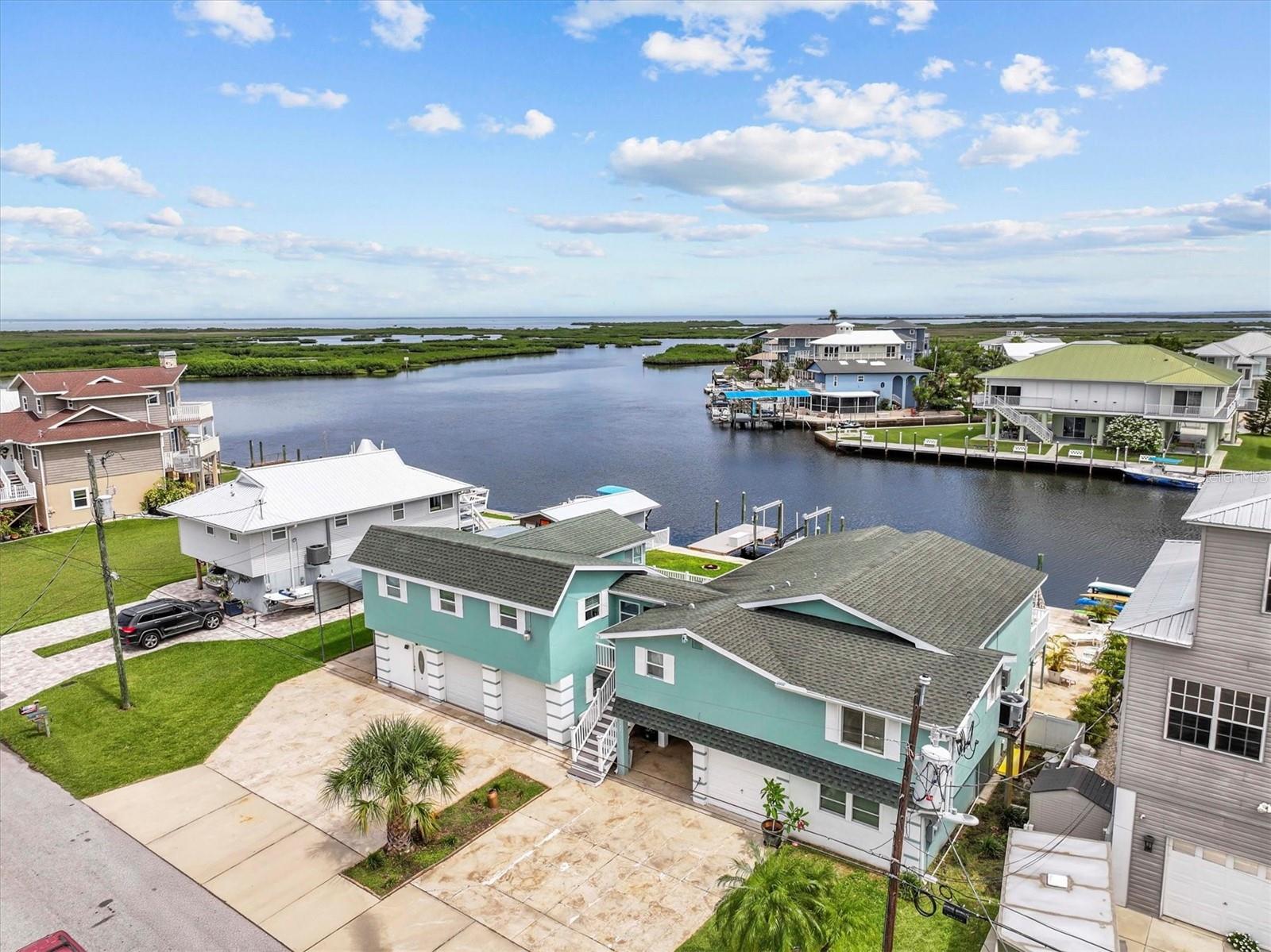 Image 4 of 70 For 3337 Mangrove Drive