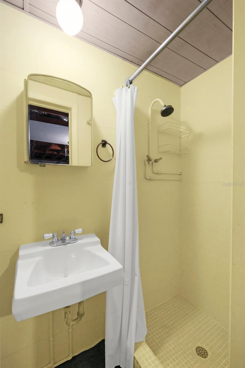 Listing photo id 29 for 3528 Sheryl Hill Drive