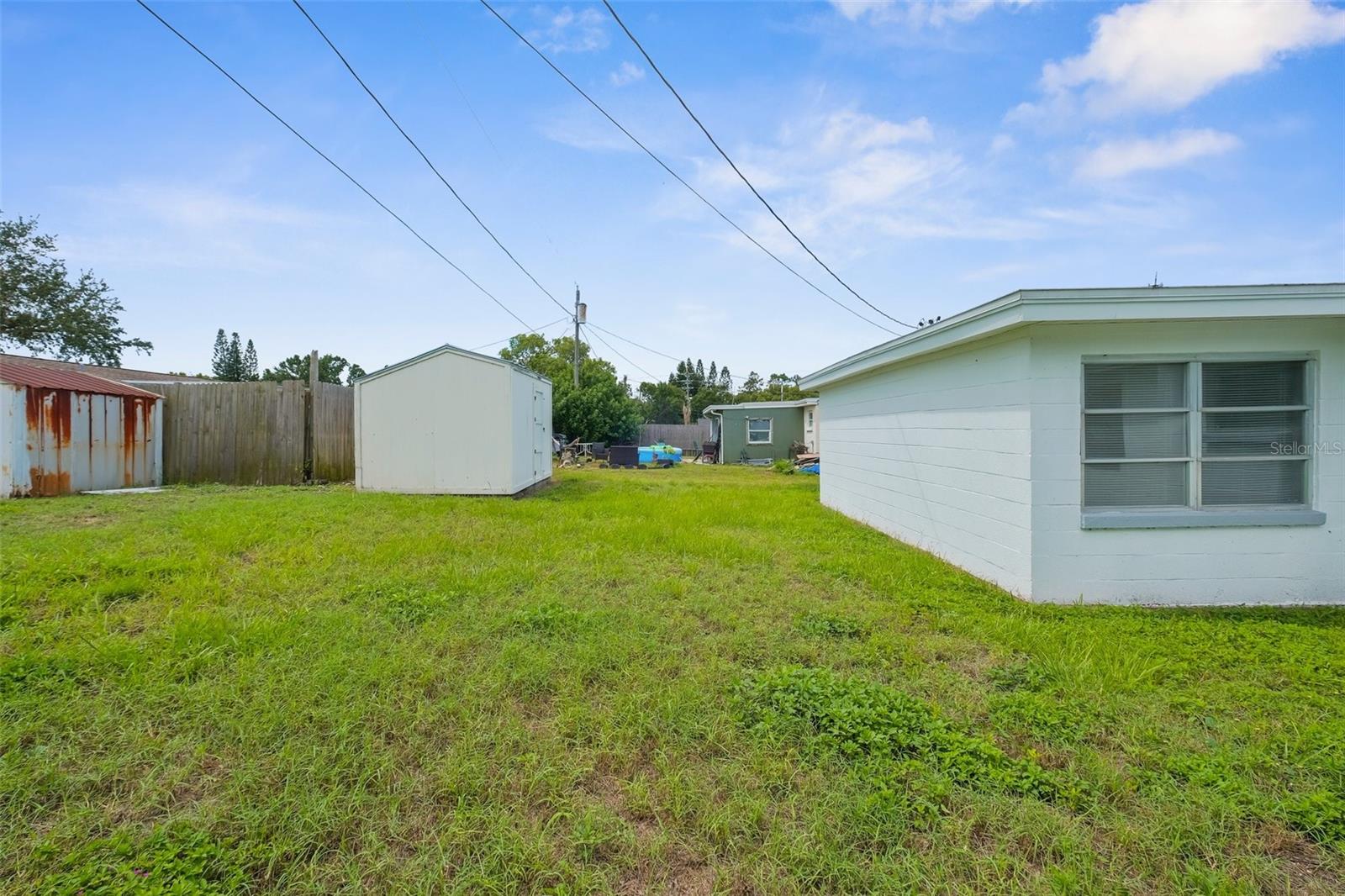 Listing photo id 36 for 3528 Sheryl Hill Drive