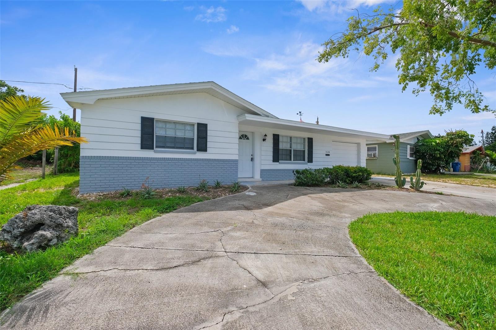 Listing photo id 44 for 3528 Sheryl Hill Drive