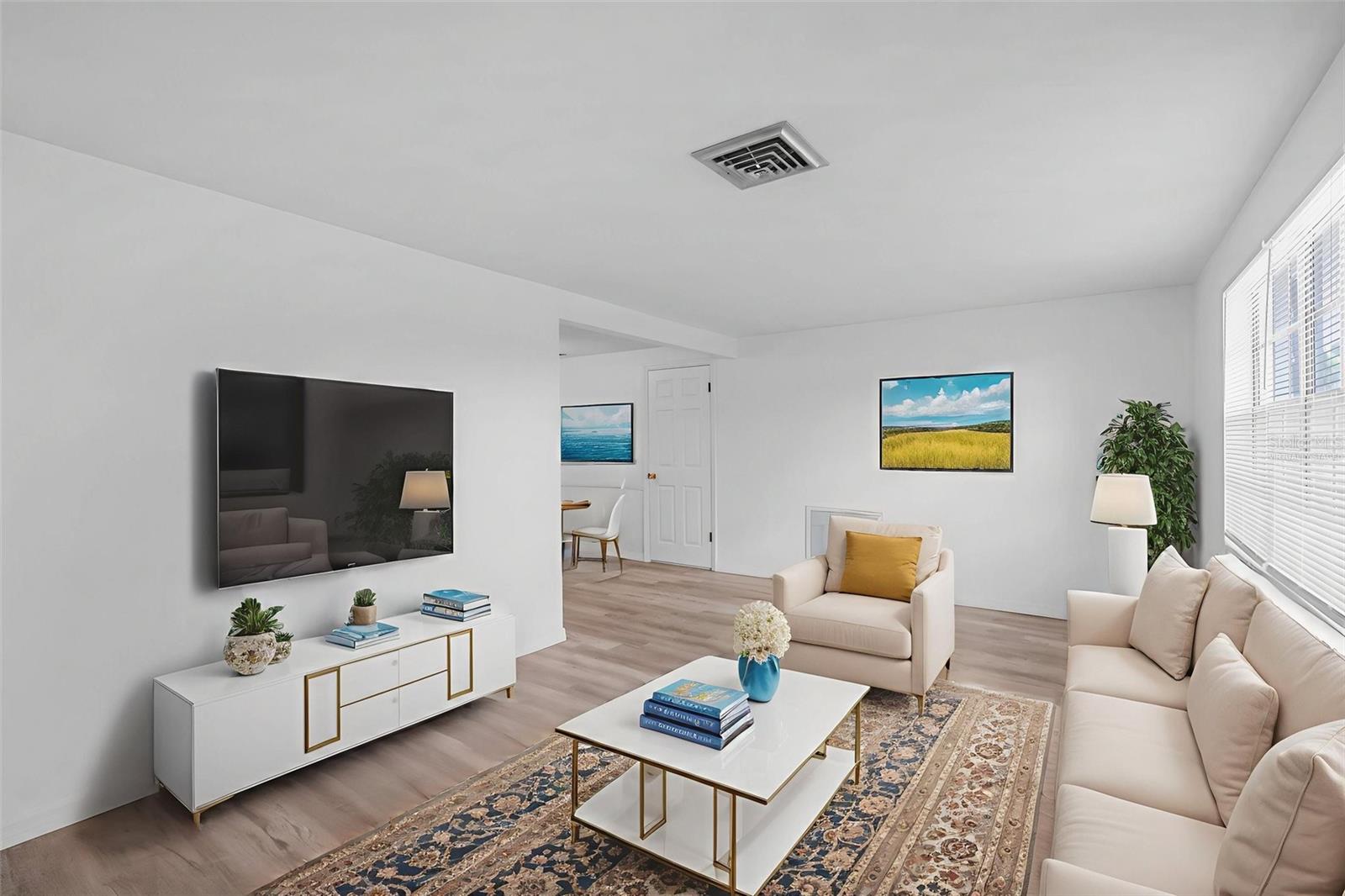 Listing photo id 3 for 3528 Sheryl Hill Drive