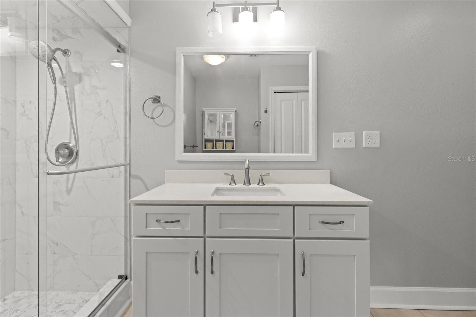Listing photo id 25 for 11446 Bayshore Drive 36