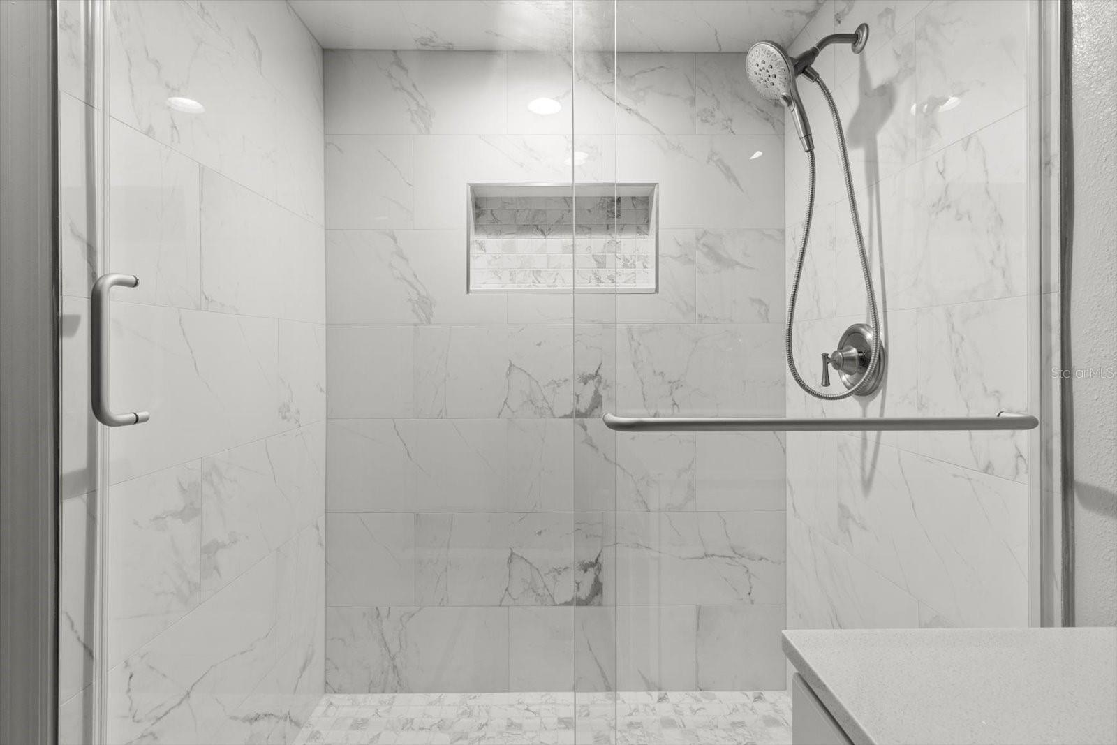 Listing photo id 26 for 11446 Bayshore Drive 36