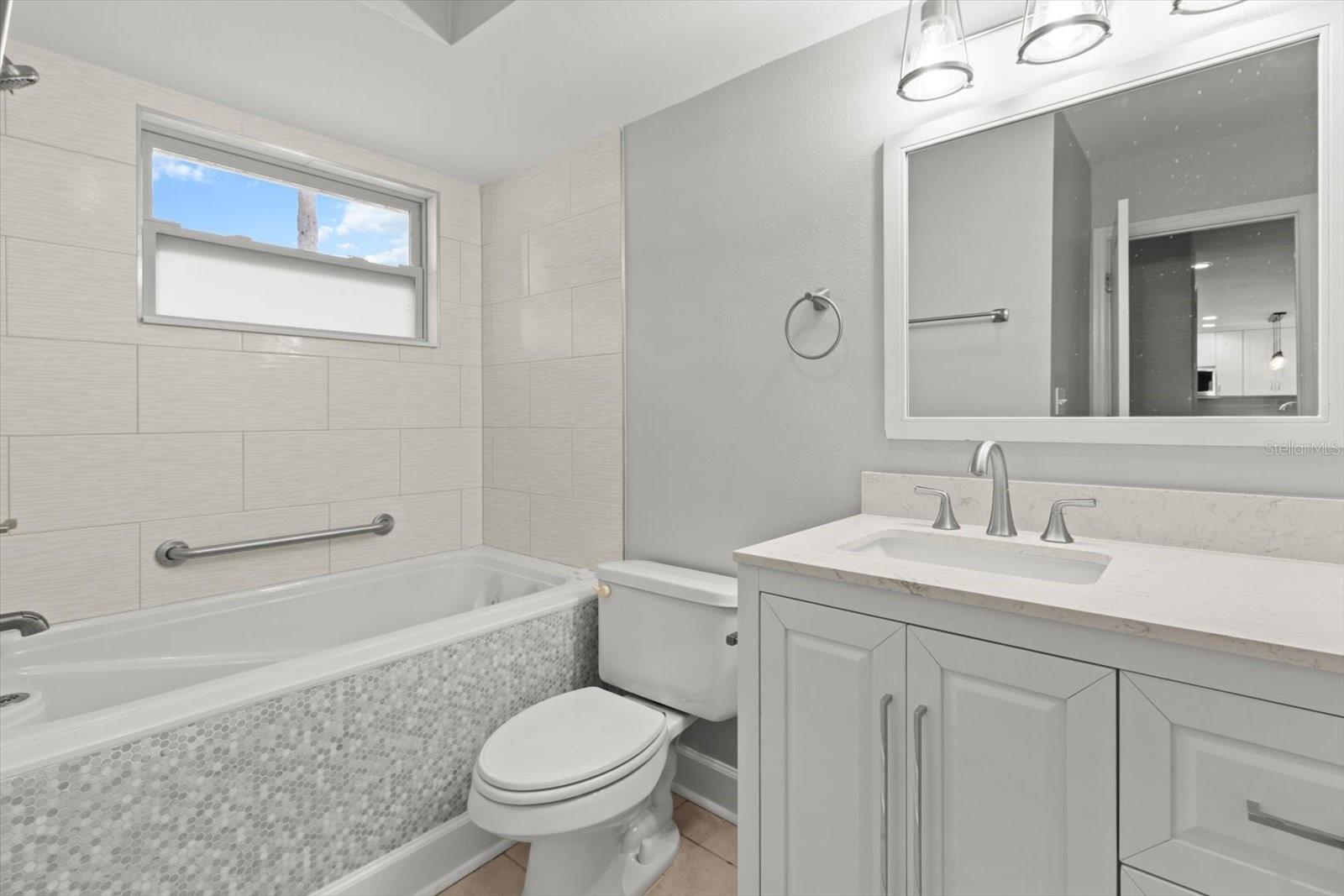 Listing photo id 27 for 11446 Bayshore Drive 36
