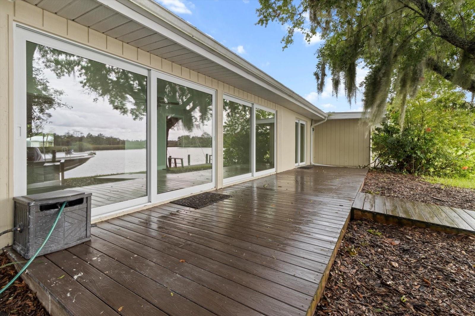 Listing photo id 36 for 11446 Bayshore Drive 36