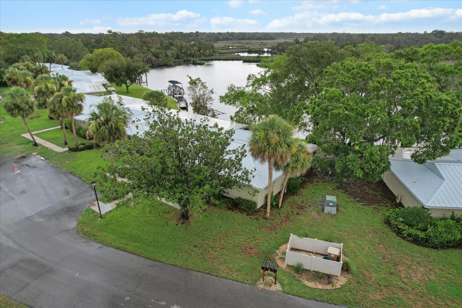 Listing photo id 41 for 11446 Bayshore Drive 36