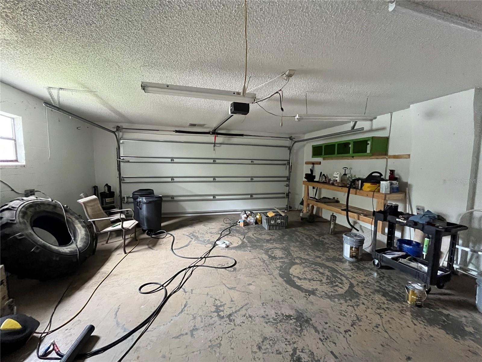 Listing photo id 20 for 8122 Matthew Drive